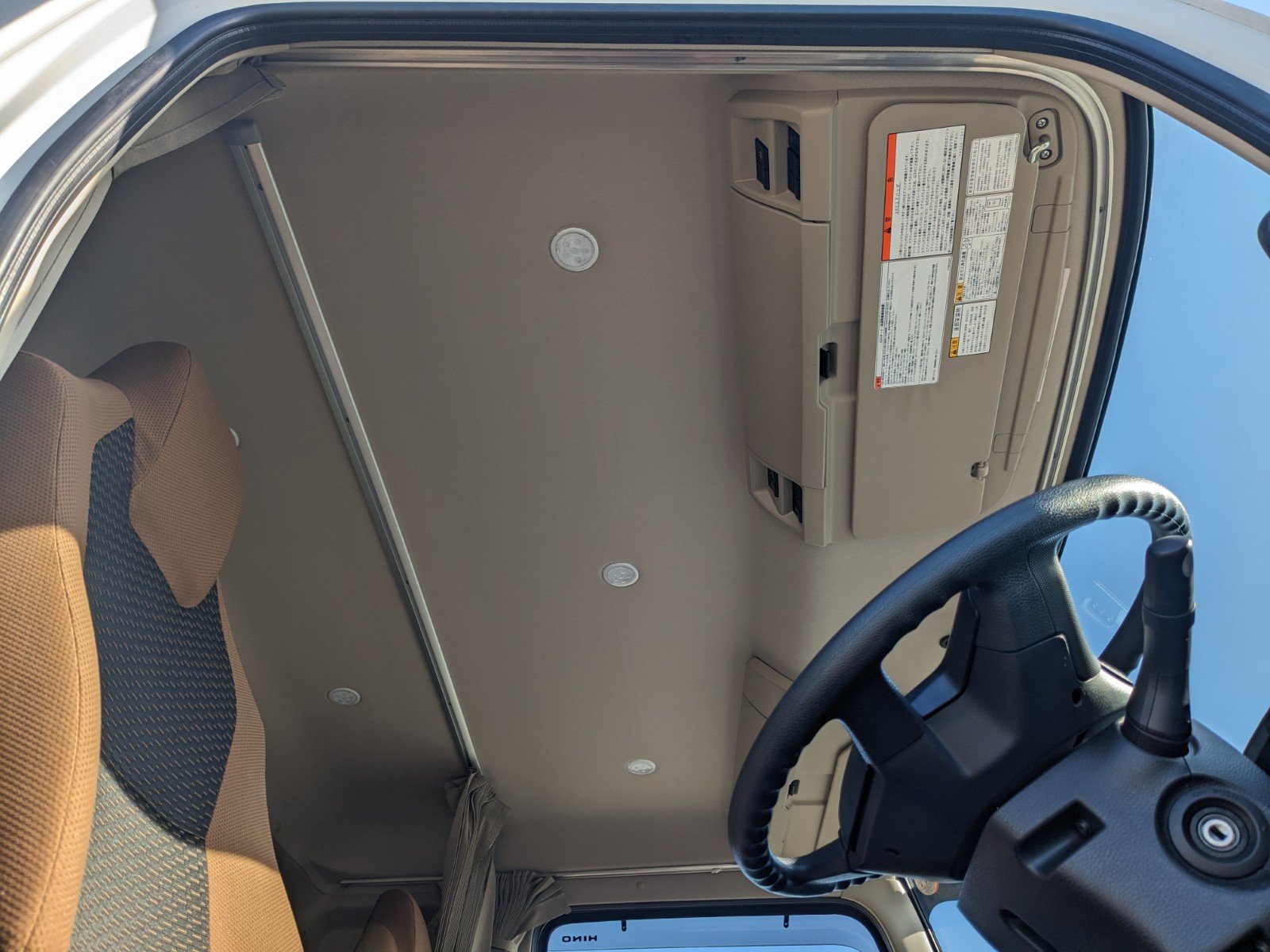 vehicle_image_20260207133008qbaIQsD3s5.jpg