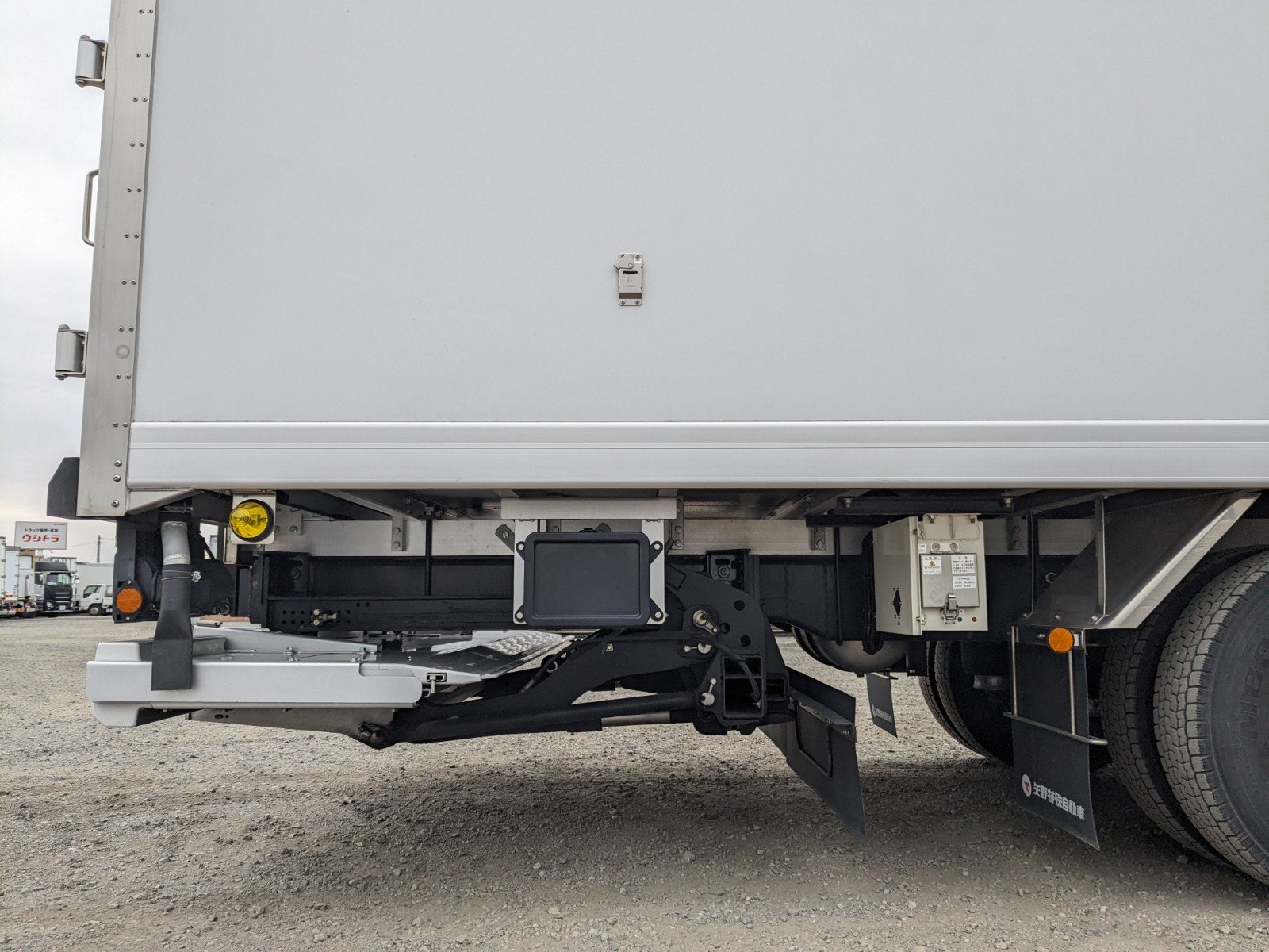 vehicle_image_20260220093158E3PnMHQkrB.jpg