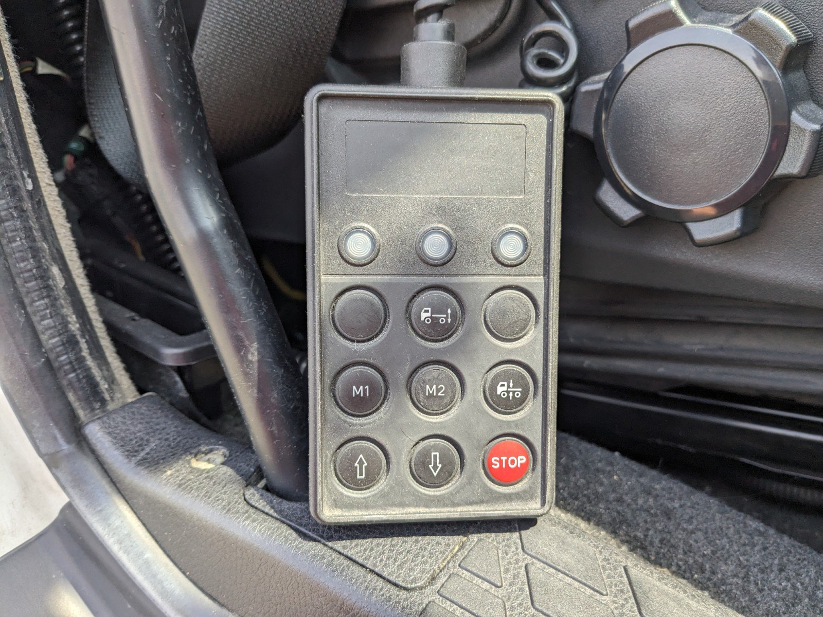 vehicle_image_20260410143100aT81Z7bVYd.jpg