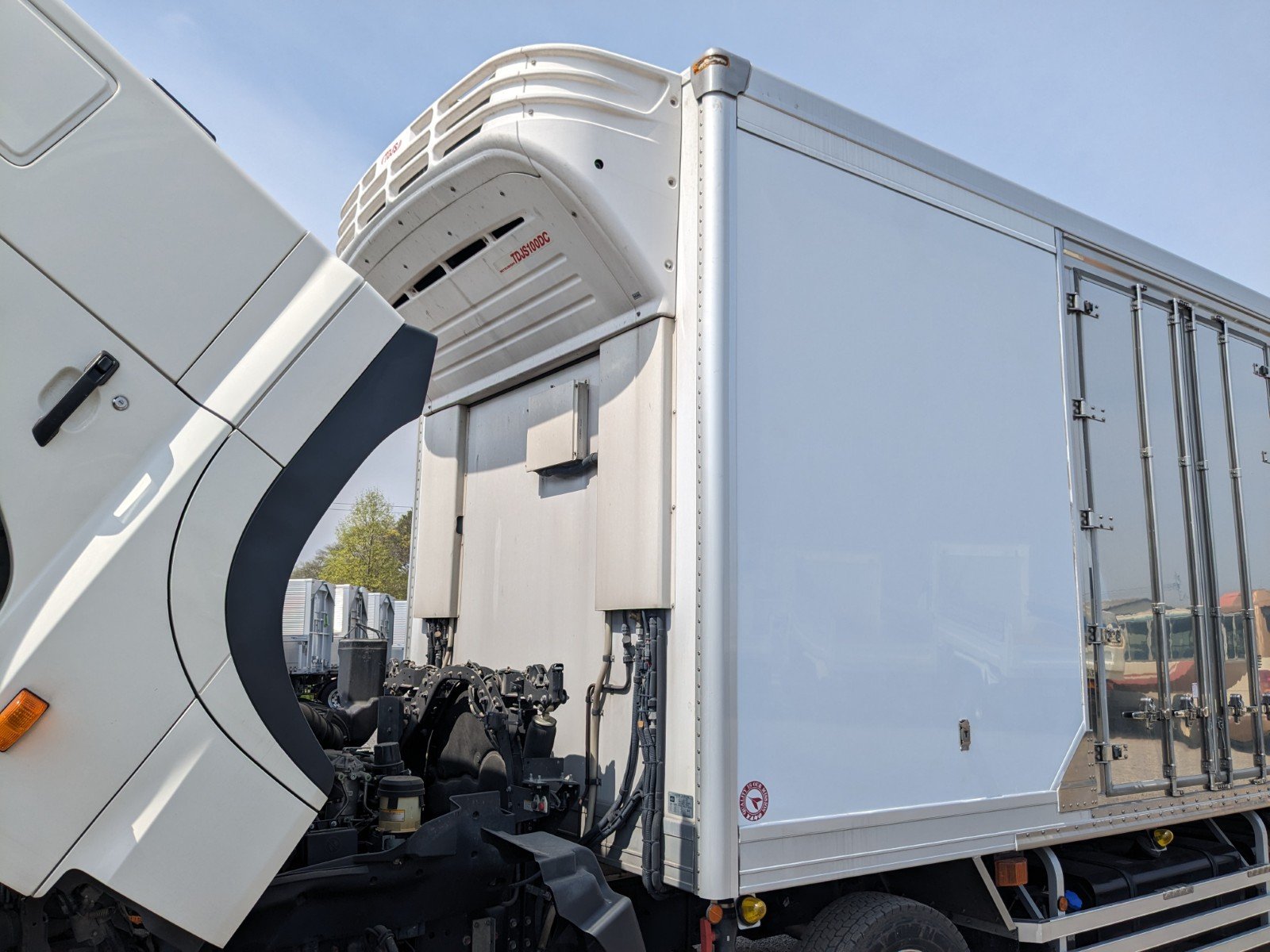 vehicle_image_20260410143100zuFVwlXFbM.jpg