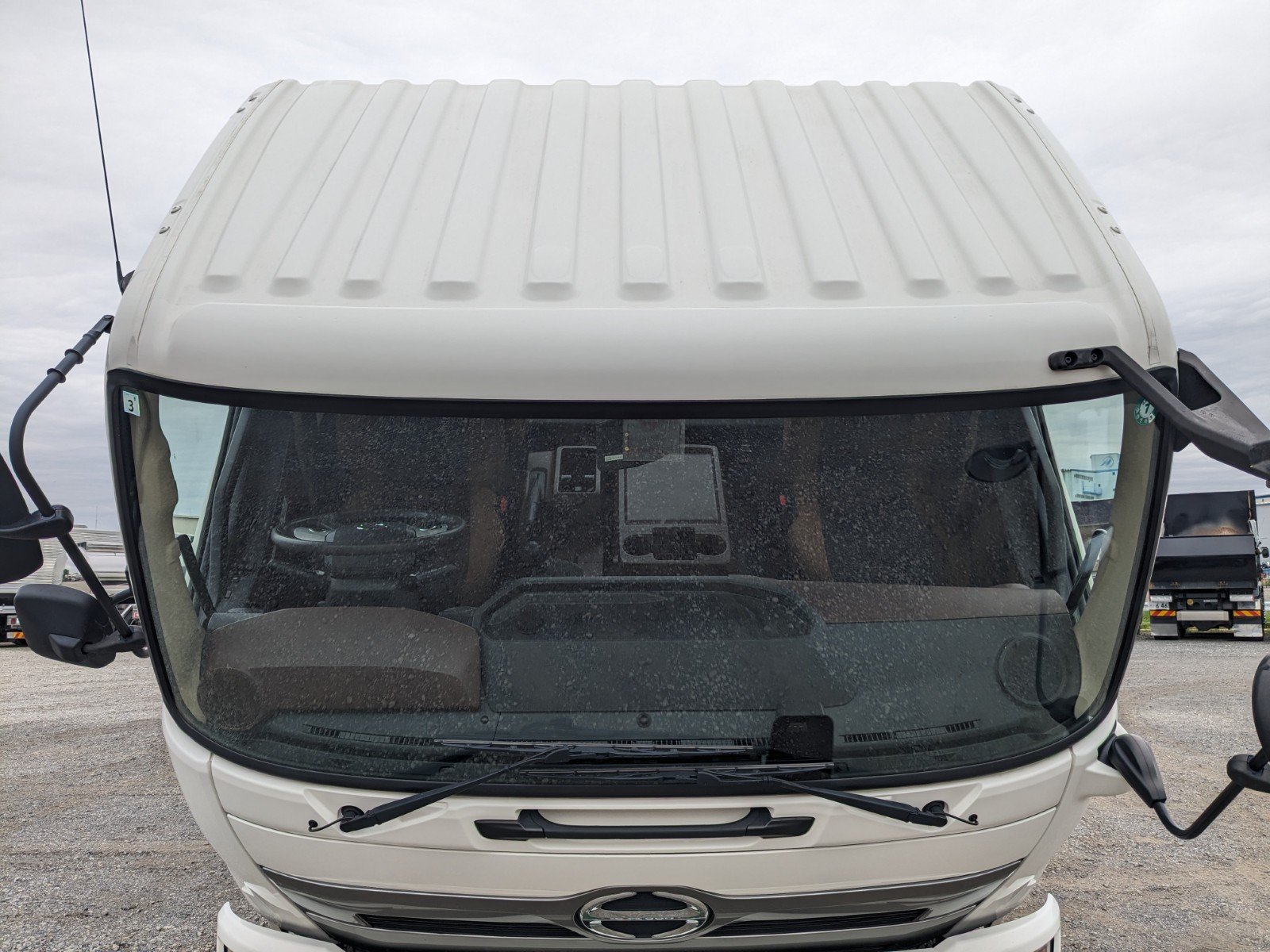 vehicle_image_20260511110030HpXFXelie8.jpg