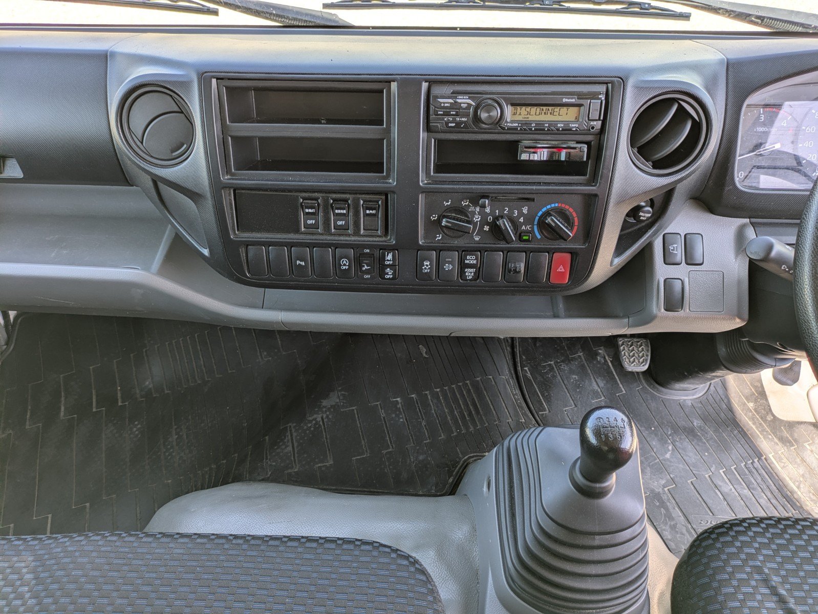 vehicle_image_20260513105556E1mAA2sfsT.jpg