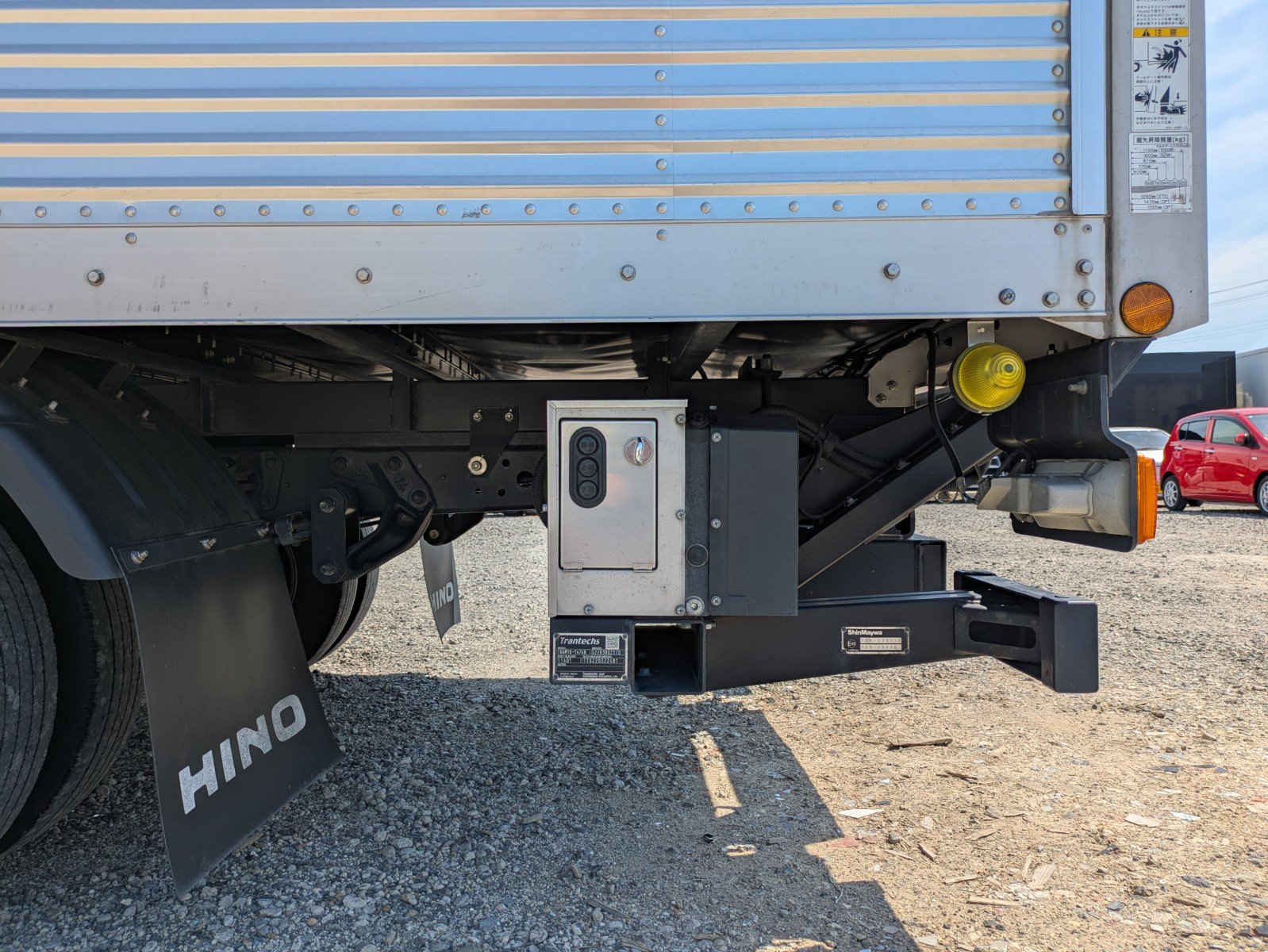 vehicle_image_20260513105556kT5lHLwIhy.jpg