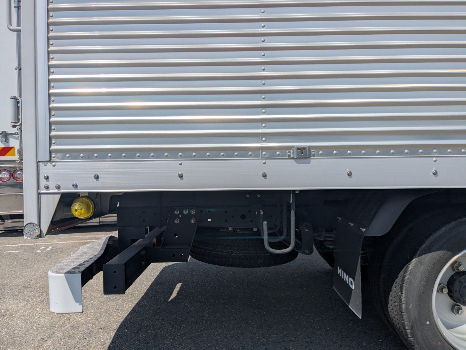 vehicle_image_20260522094226pYNUfSD1O7.jpg