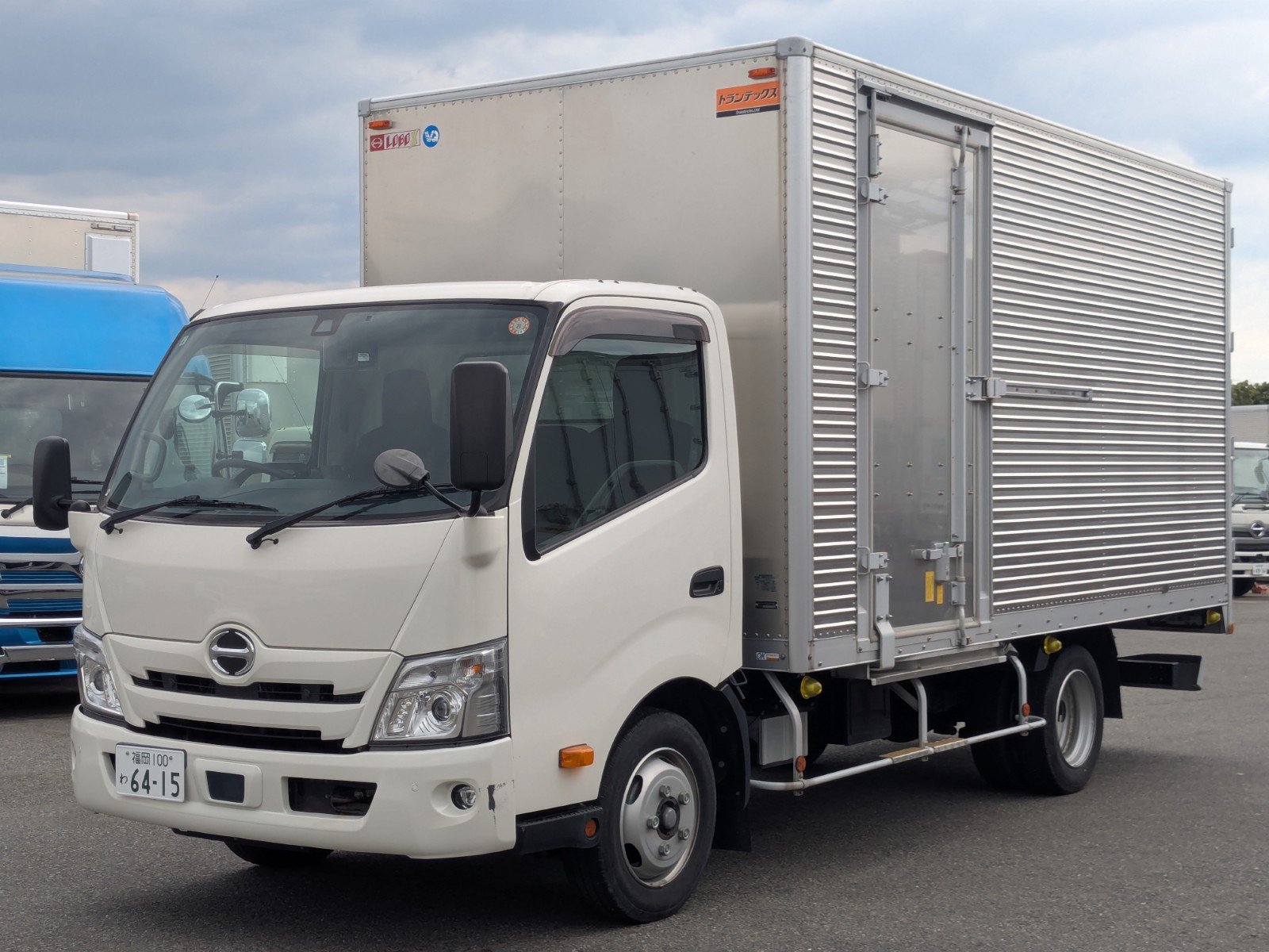 vehicle_image_20260522094838ElQIpa6opF.jpg