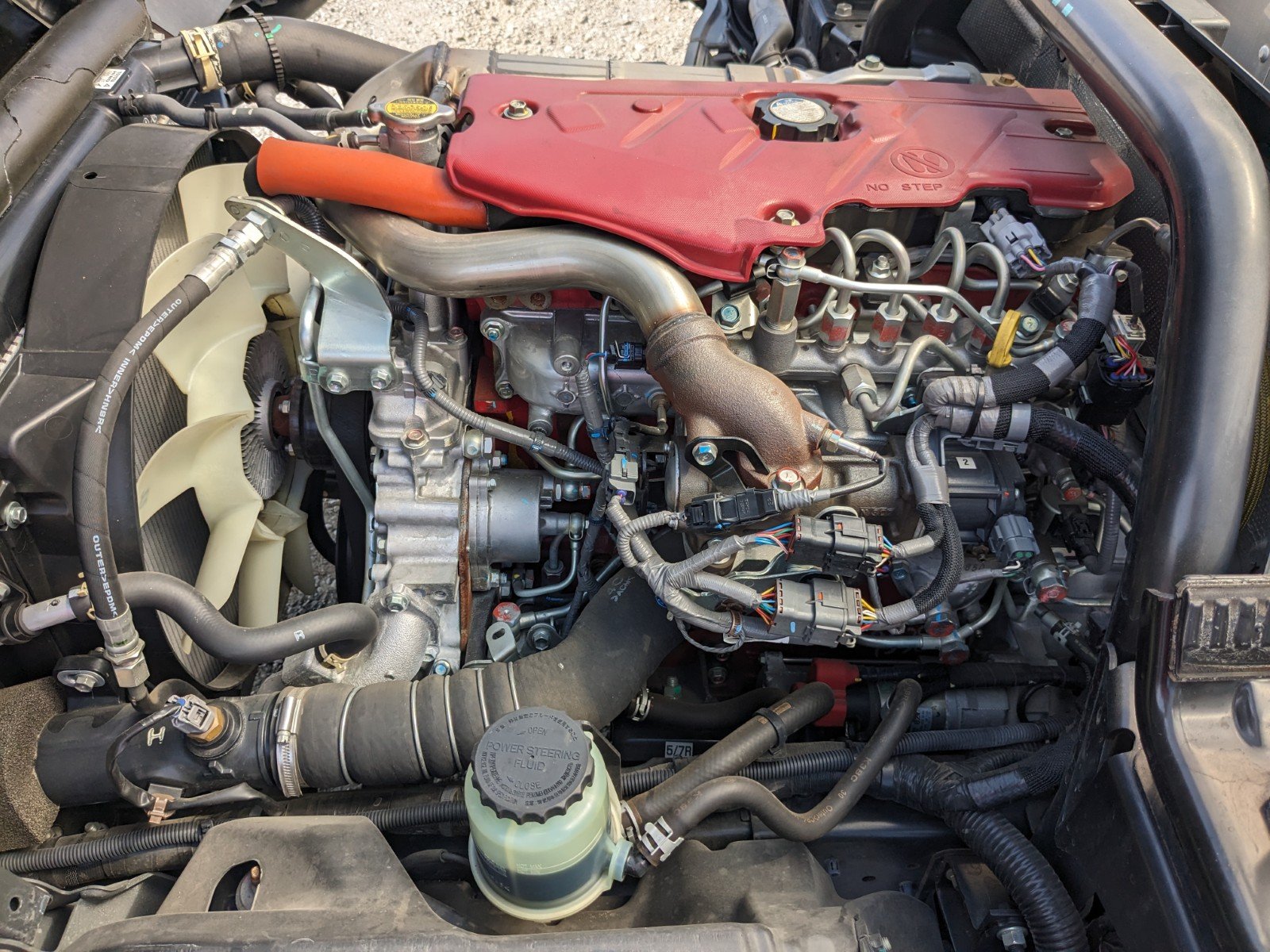 vehicle_image_20260522085817Gc6BaQVsuG.jpg