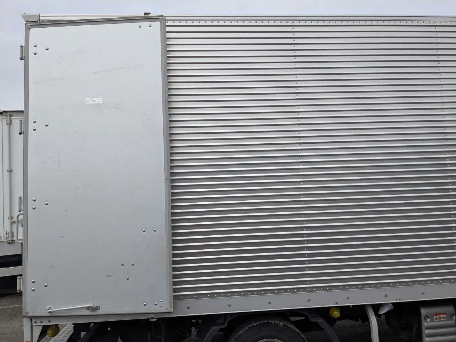 vehicle_image_20260706102625RCxklp51Ls.webp