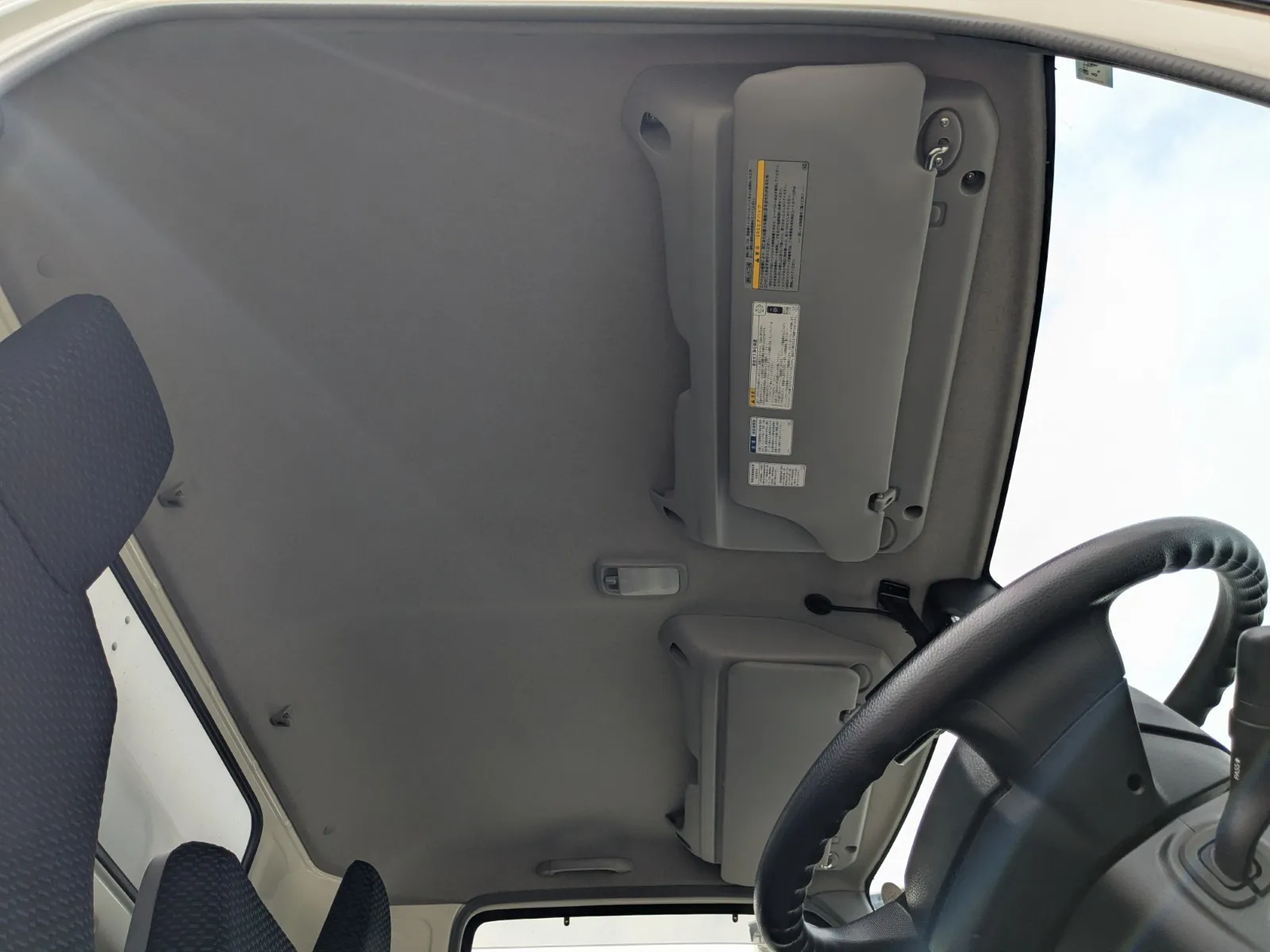 vehicle_image_20260706102628urQAPHK0CM.webp