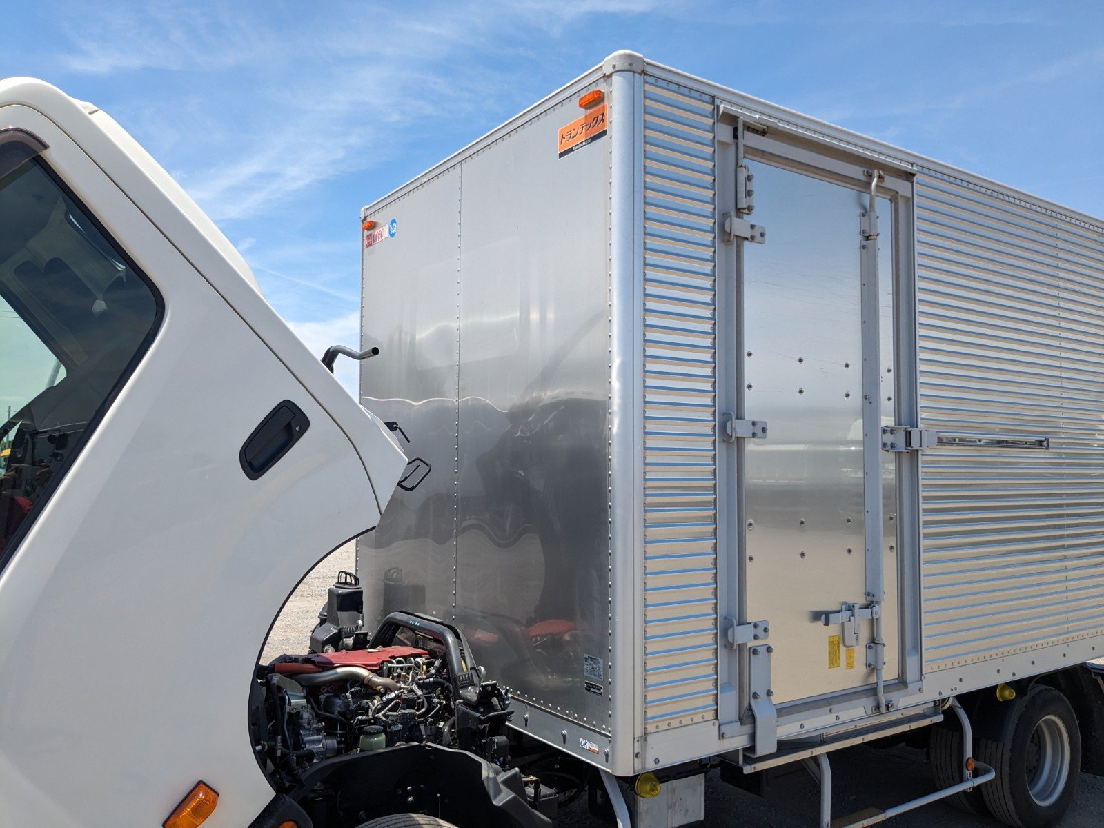 vehicle_image_20260606143550WEaQ32aVCm.jpg