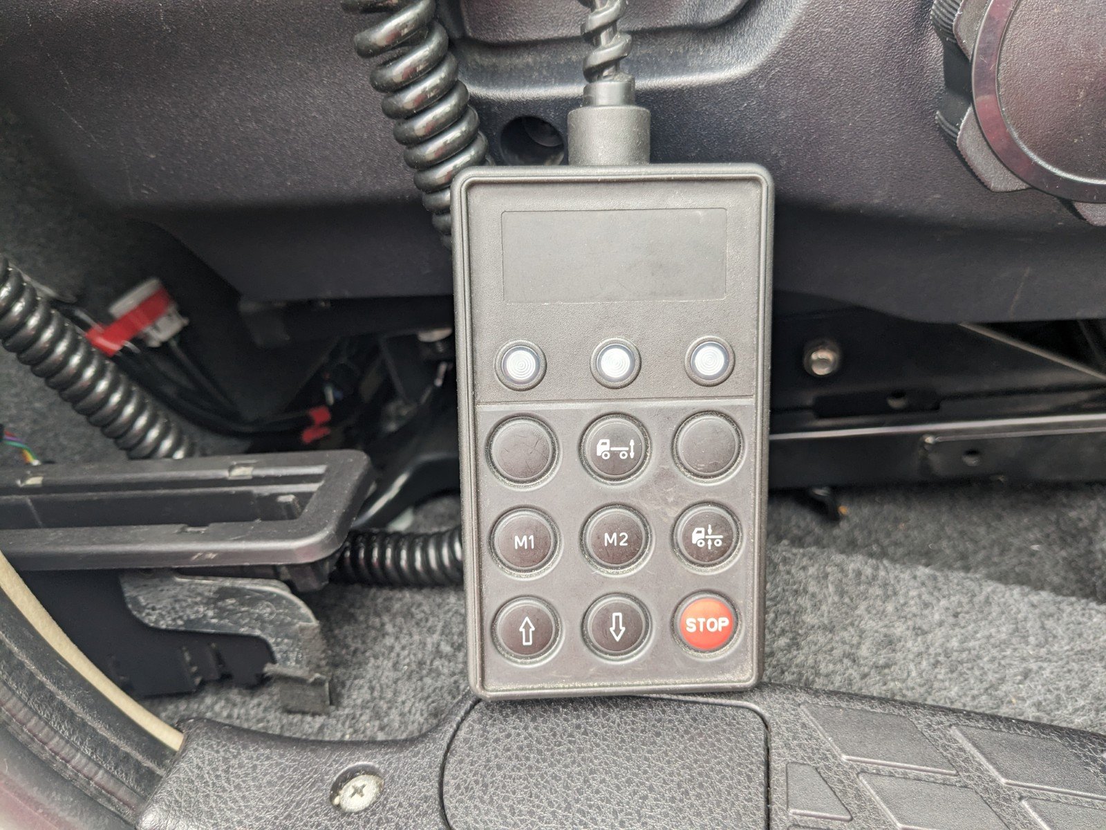 vehicle_image_20260606142713bWvqVQviGp.jpg