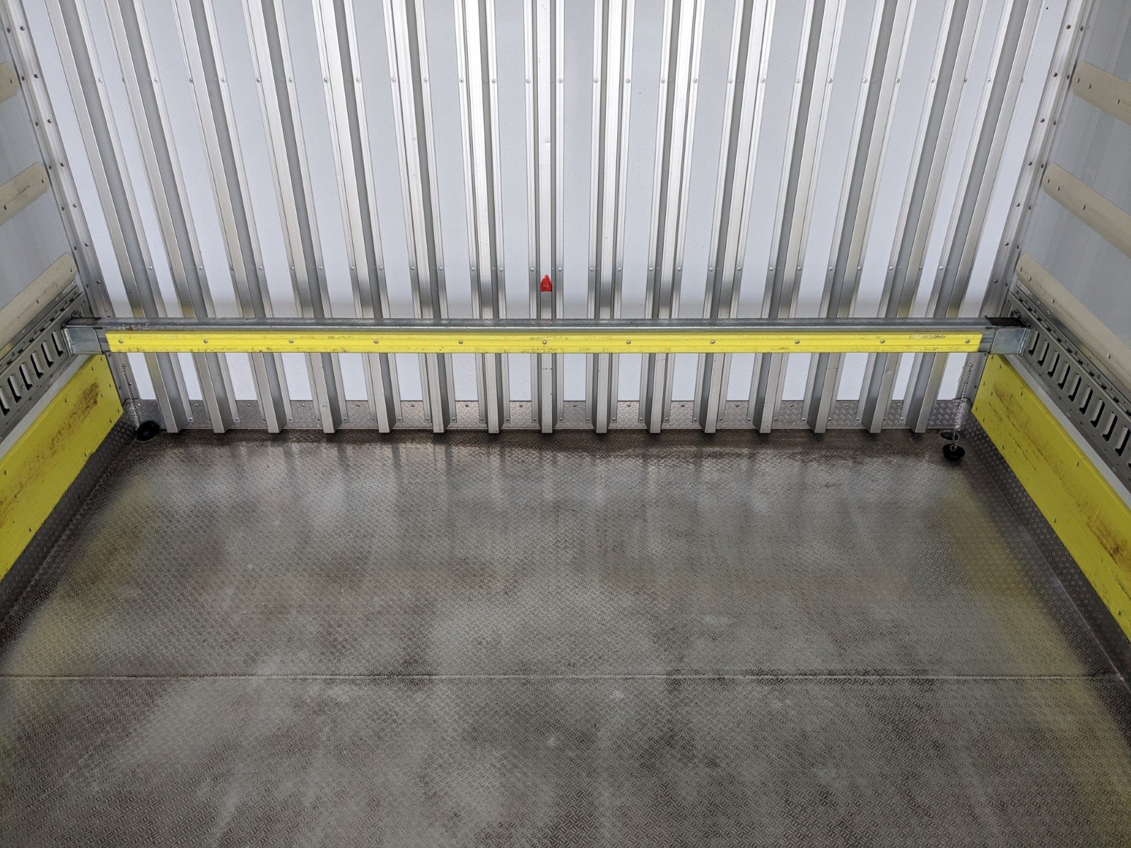 vehicle_image_20260606142713yfxRhL0kTJ.jpg