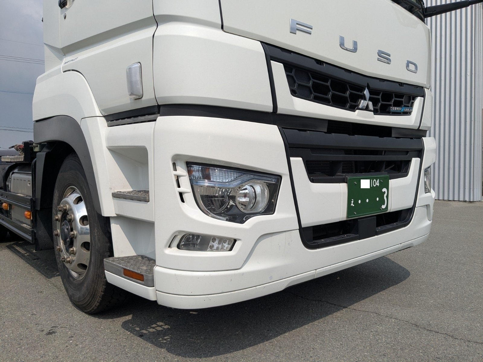 vehicle_image_20260403172217oBp2zZiVHx.jpg