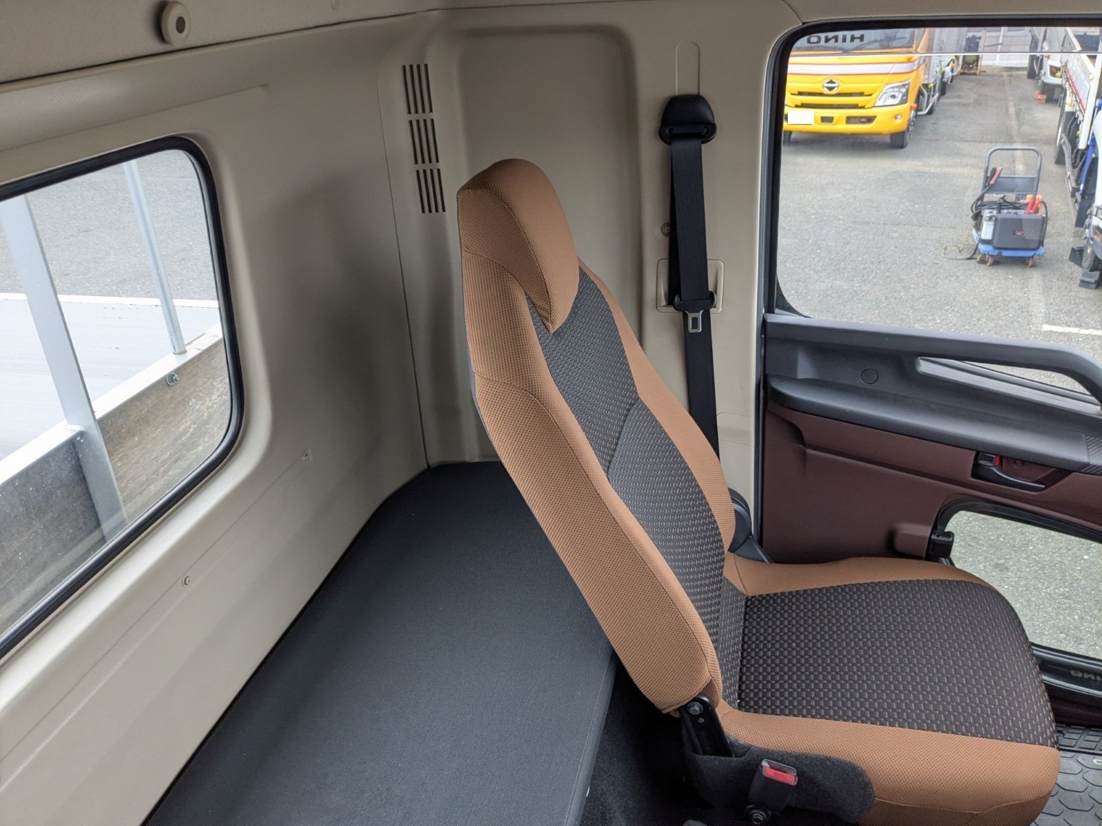 vehicle_image_20260212105709798MNhjppO.jpg