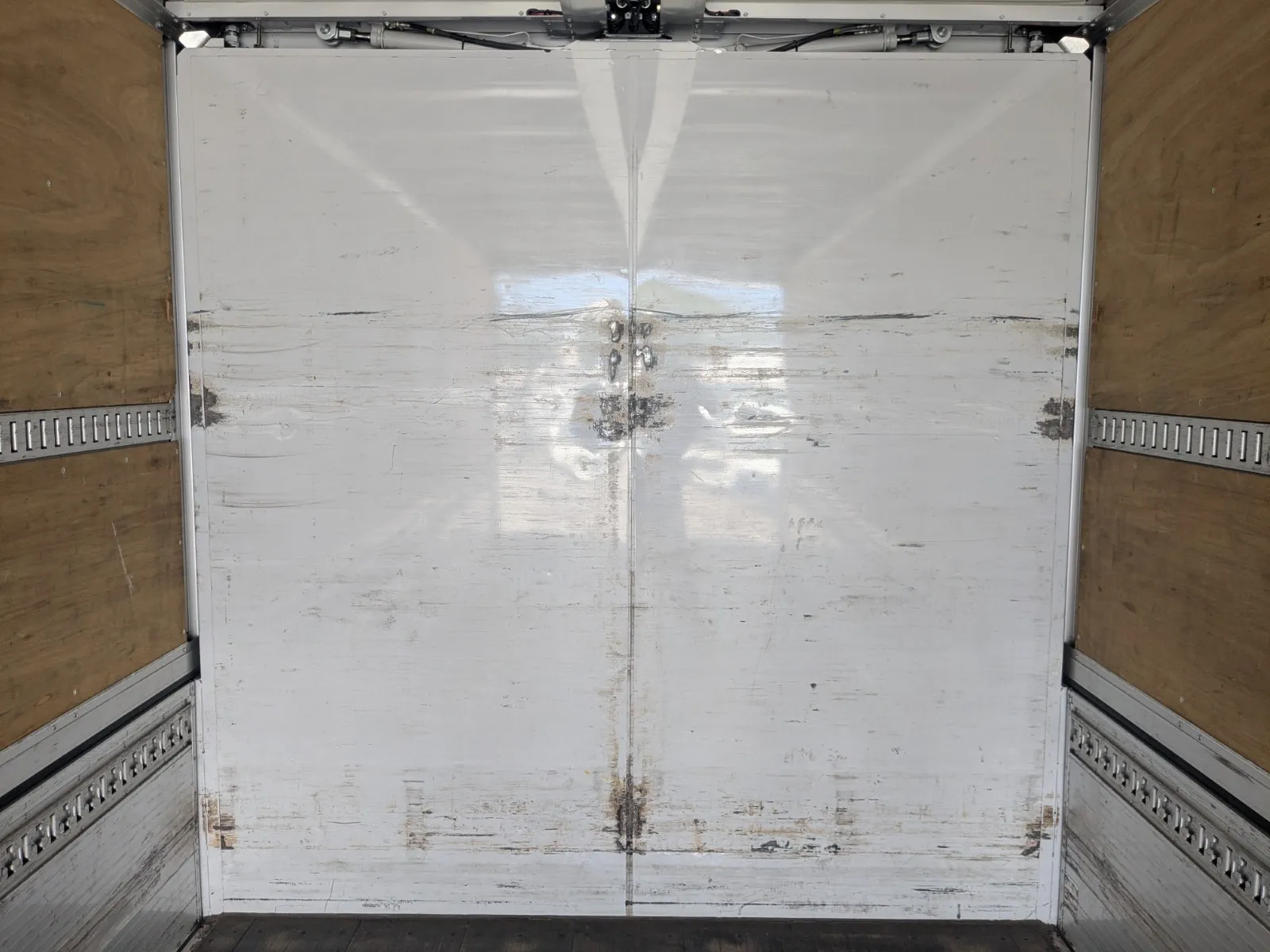 vehicle_image_20260715100007wnupXhMjge.webp