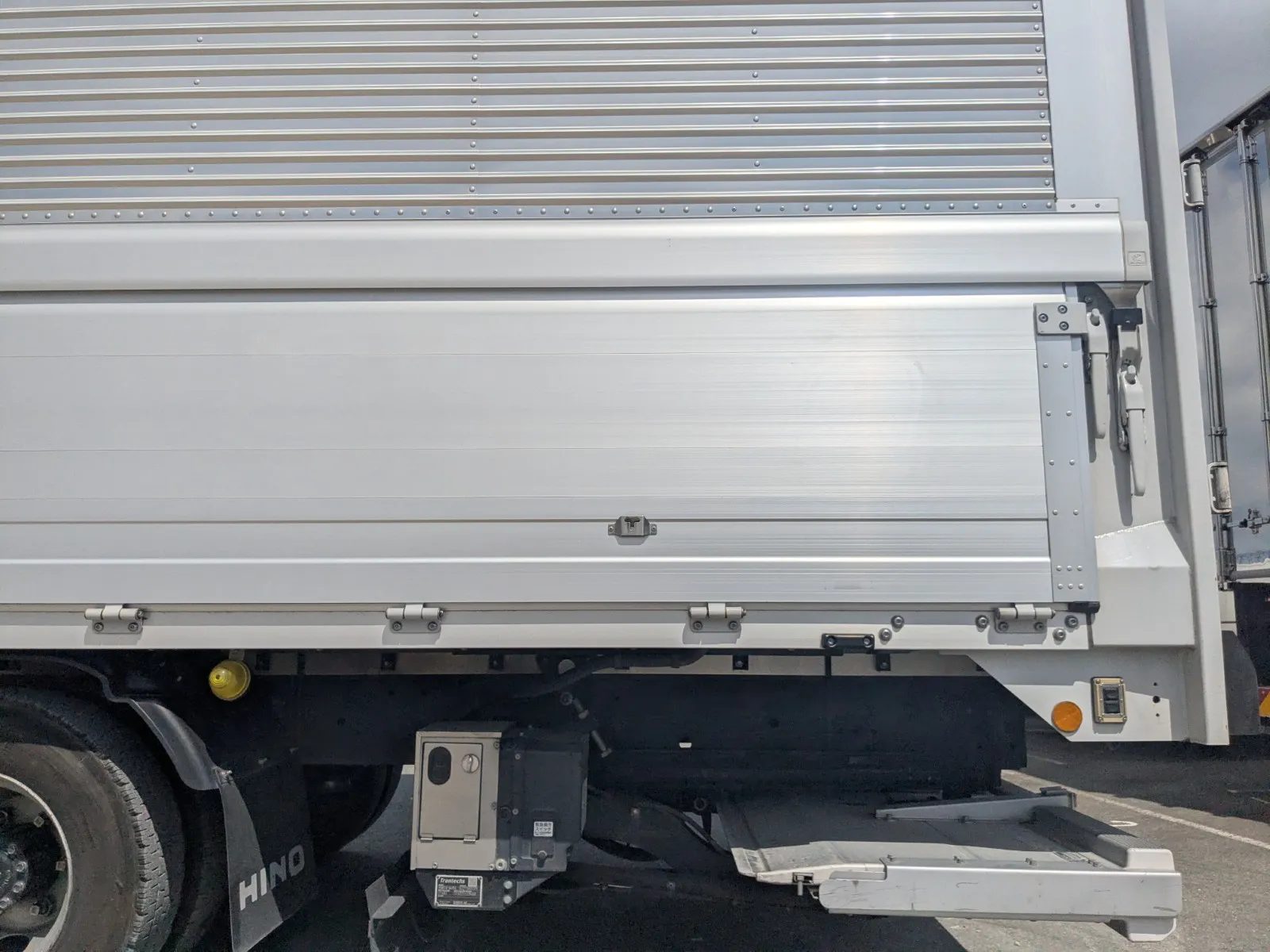 vehicle_image_20260715100008B2ZxEtG79j.webp