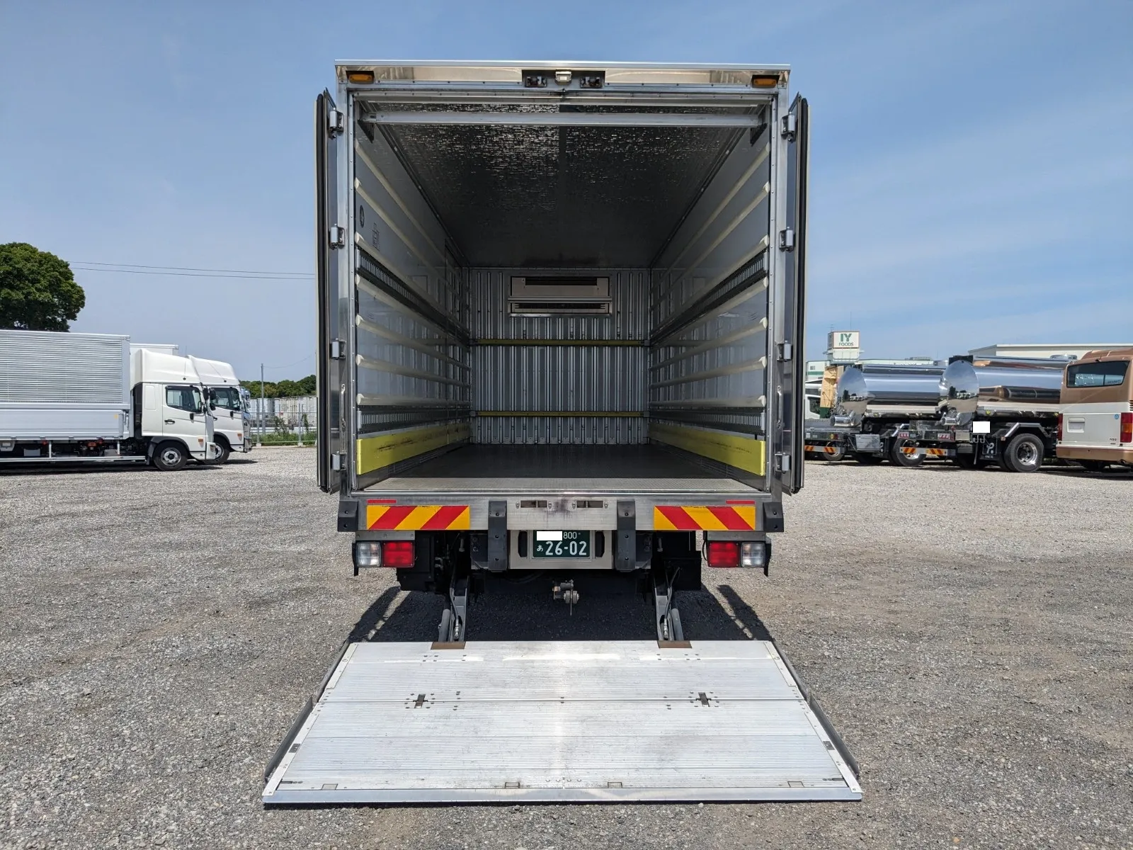 vehicle_image_20260619084940JYmdU1YfnF.webp