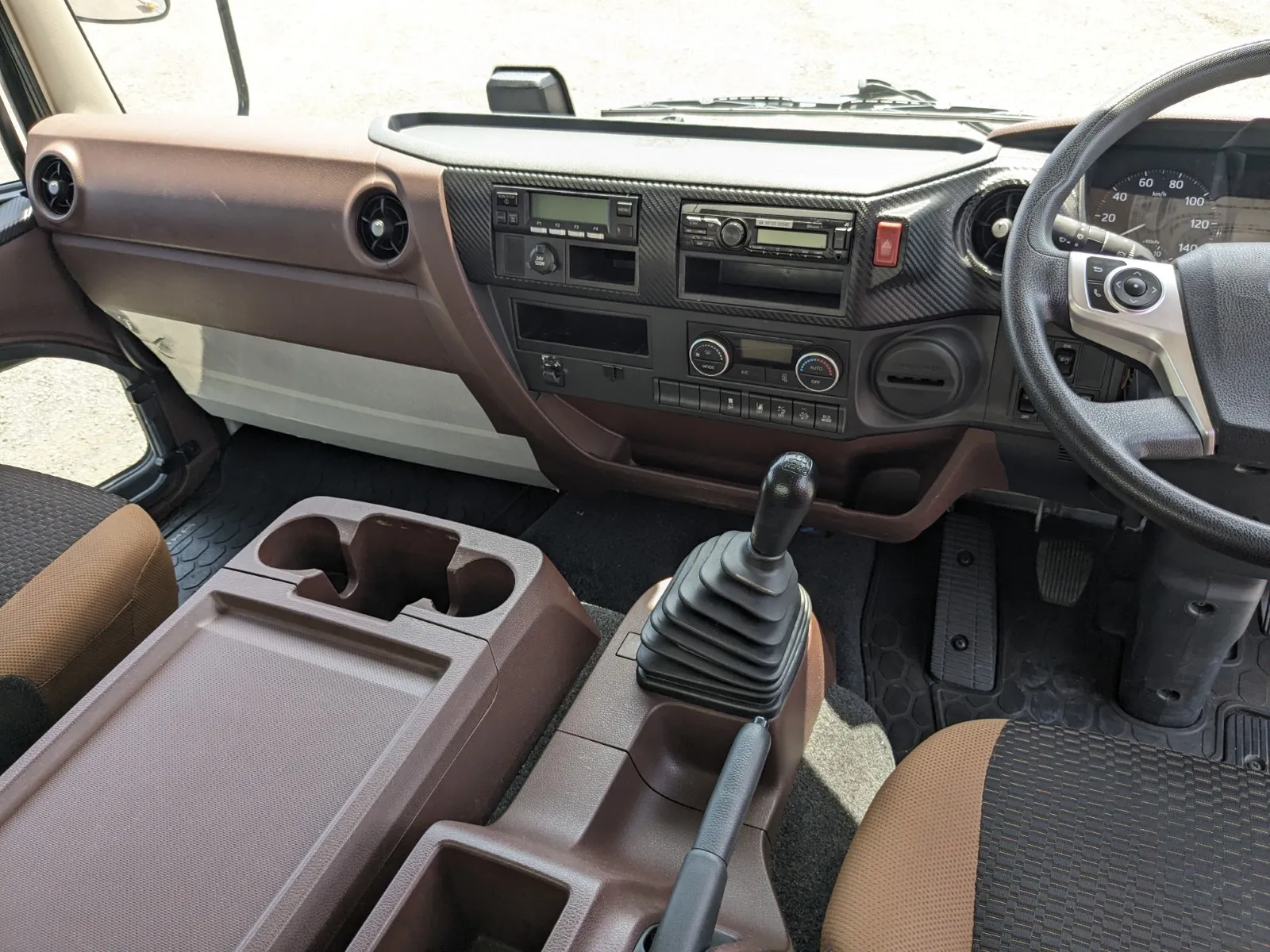 vehicle_image_20260619084940VOLzx7wpHs.webp