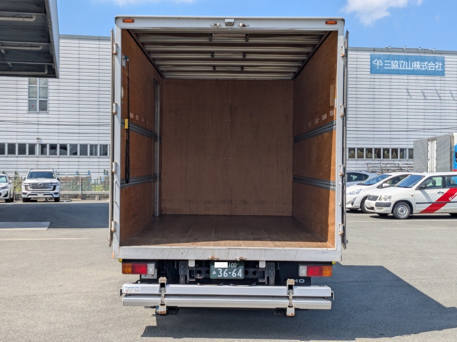 vehicle_image_202606010928033jrU8Iqfnt.jpg