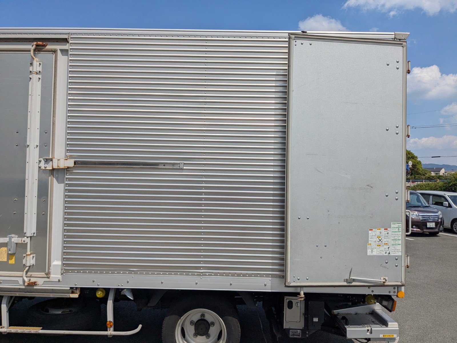 vehicle_image_20260601092803RS5jxexNzl.jpg