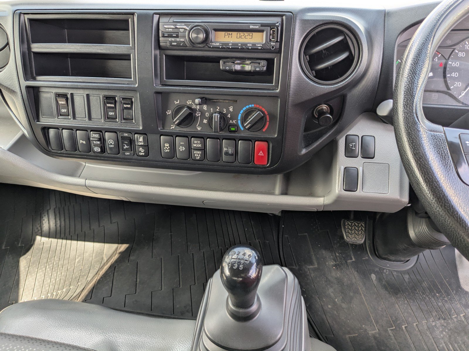 vehicle_image_20260601092803hUVEMetYRn.jpg