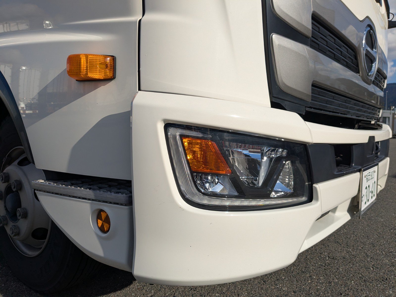 vehicle_image_20260126100946nqbT1hNnFp.jpg
