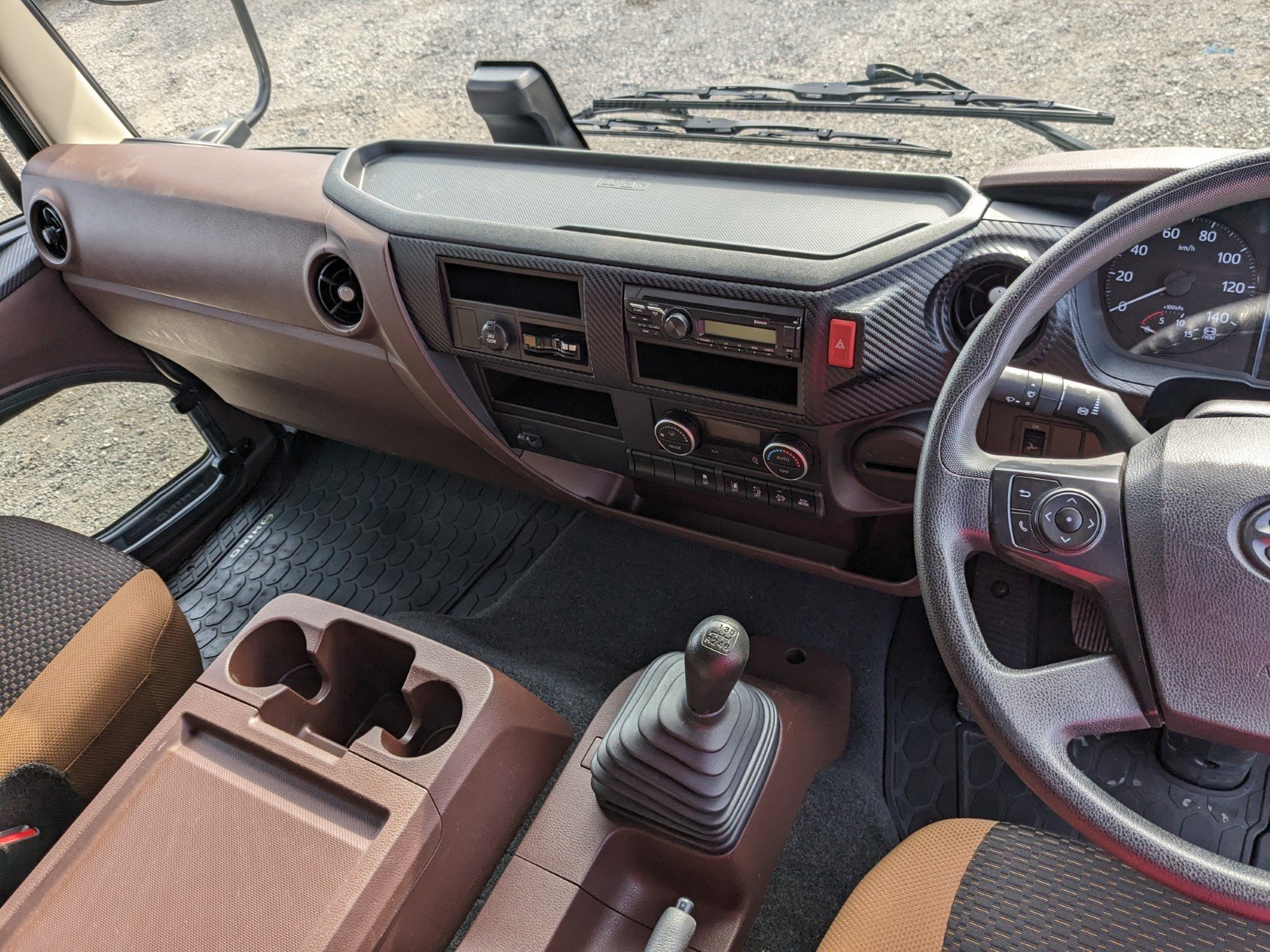 vehicle_image_20260207130532AHF5H5aN3o.jpg