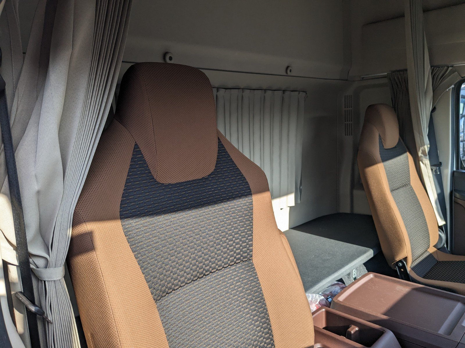 vehicle_image_20260207115519NUkZmFxeNC.jpg