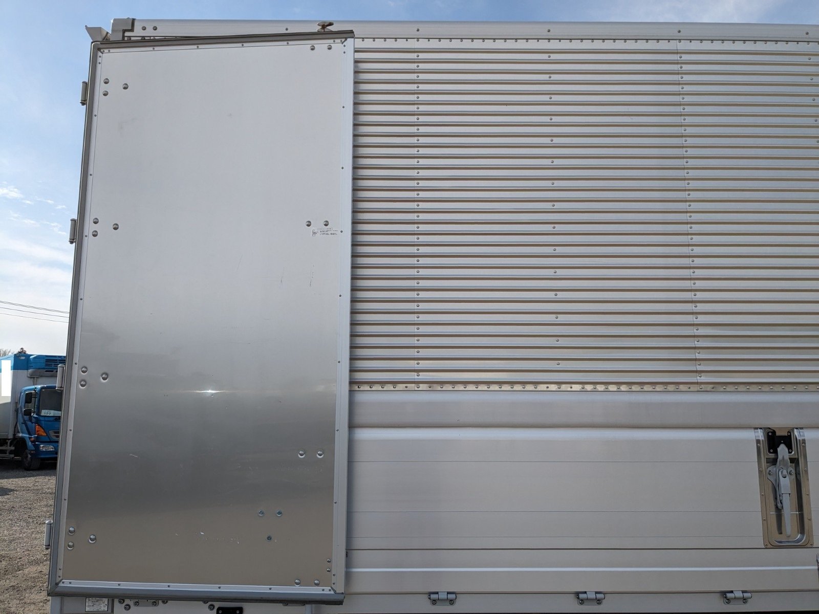 vehicle_image_20260207115047CFG86gNdGW.jpg