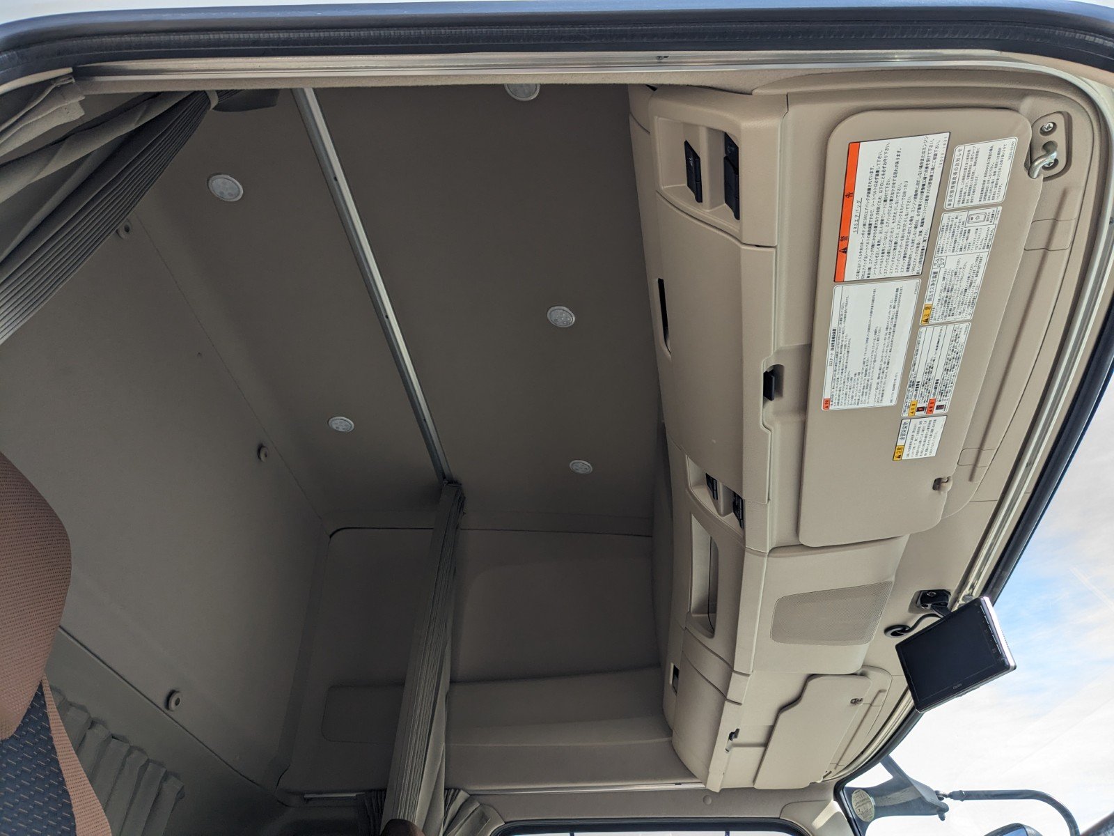 vehicle_image_20260207115047MMImiak8iL.jpg