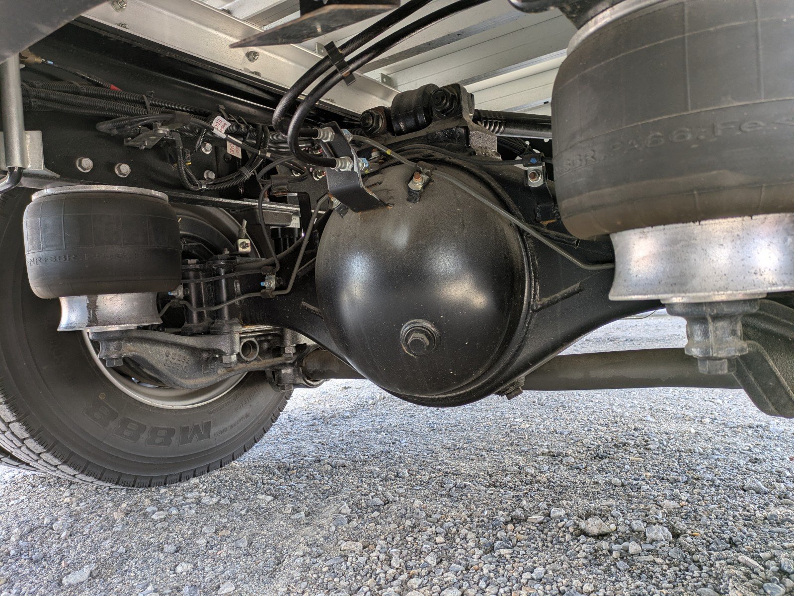 vehicle_image_20260312090637PVDdMmJyJk.jpg