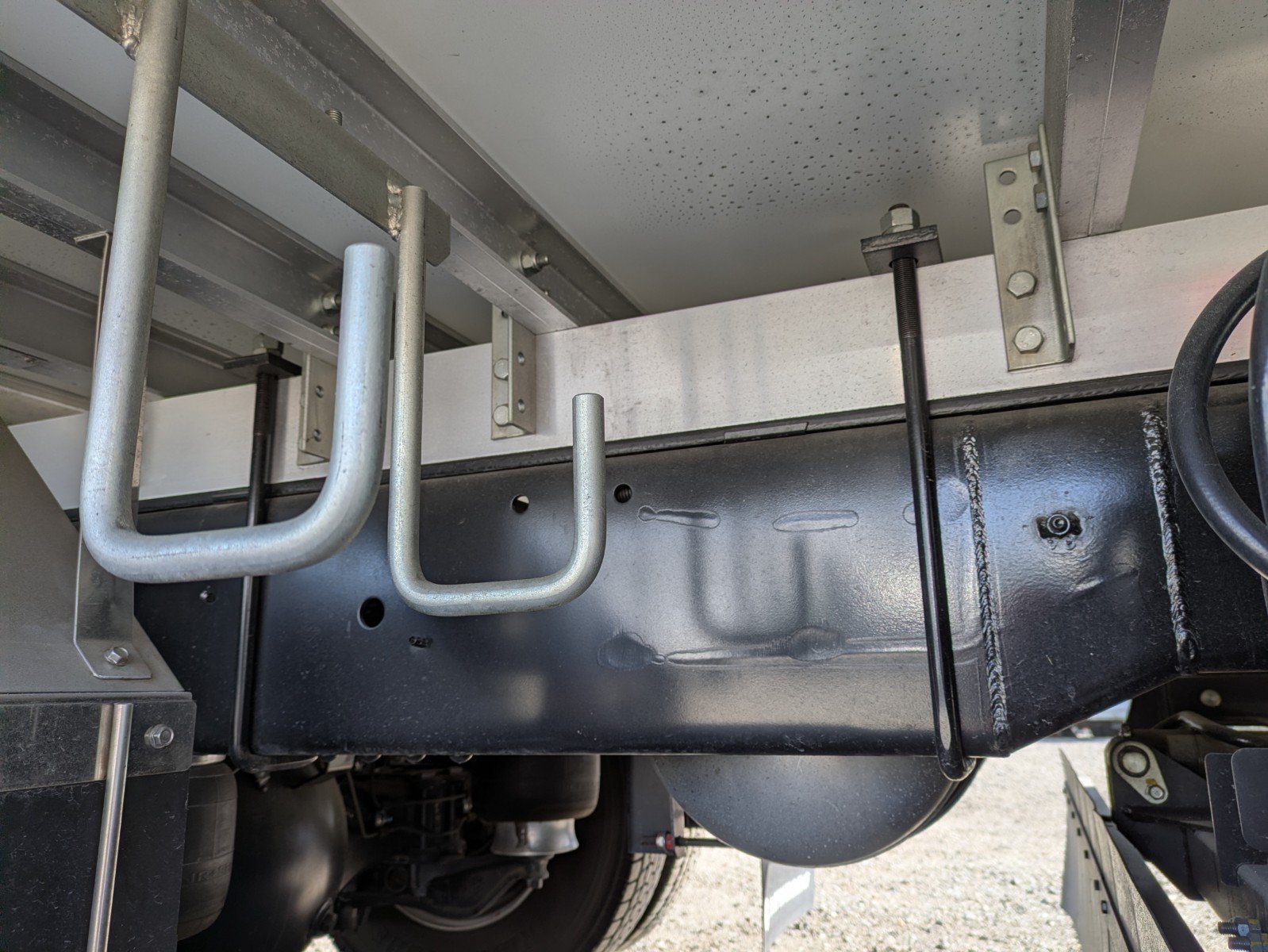 vehicle_image_20260312090637W3q1Ukn6oF.jpg