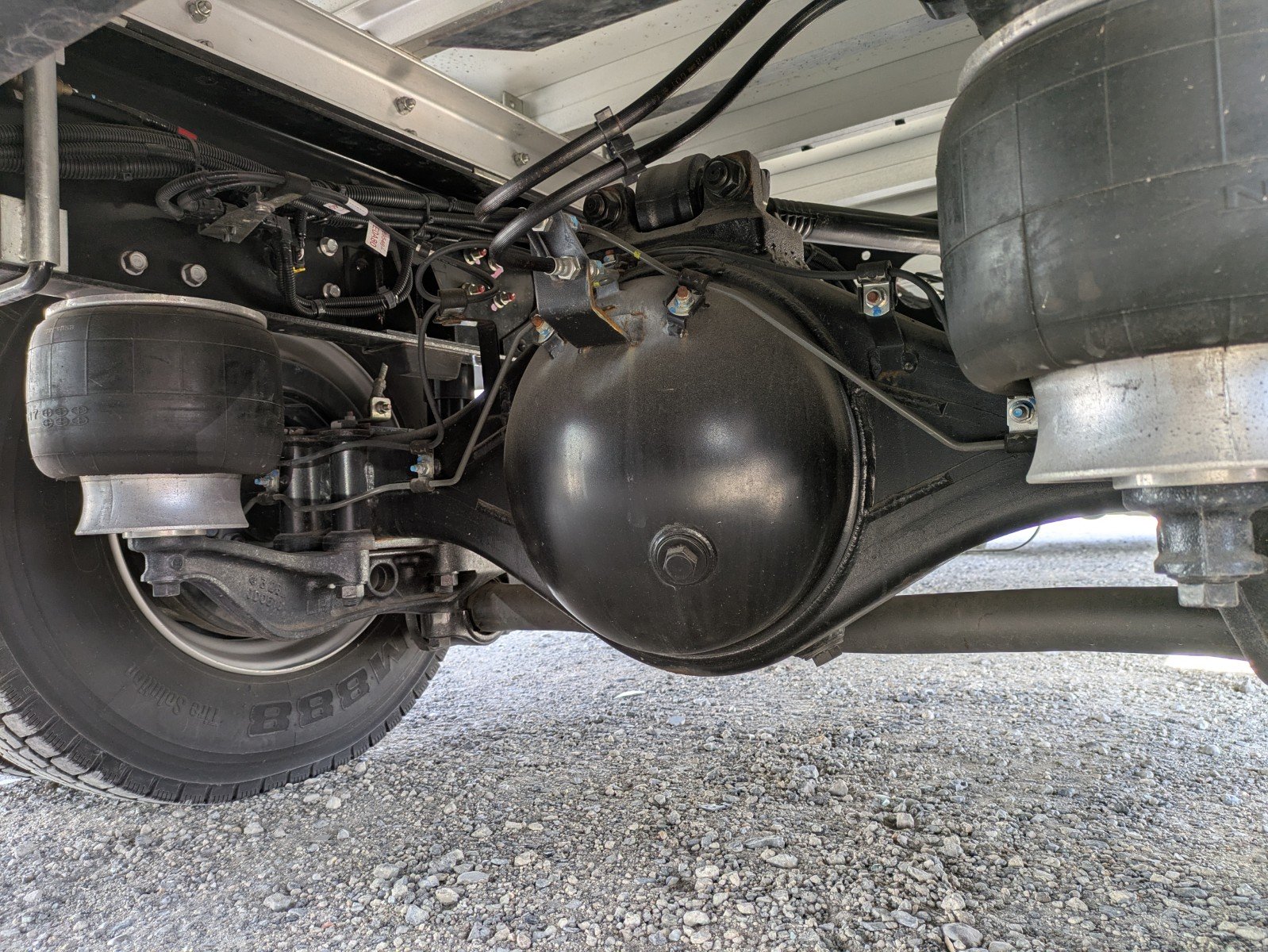 vehicle_image_20260312085732GJhbeeUGKA.jpg