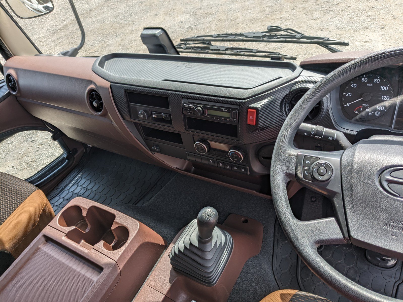 vehicle_image_20260606142300Z7slnXnOAv.jpg
