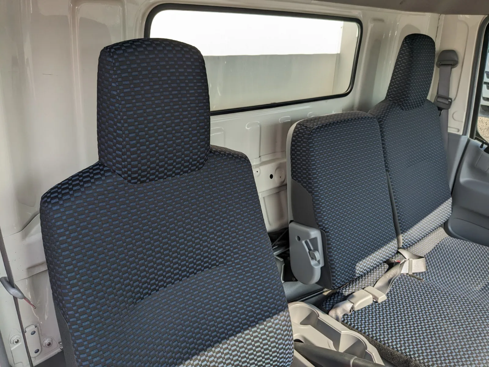vehicle_image_20260713180839FSzgzmRppy.webp