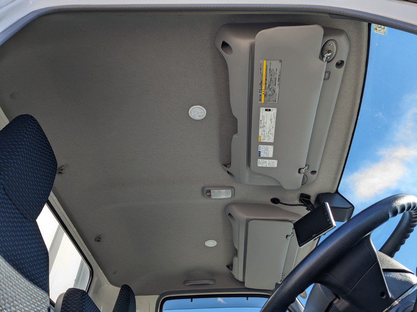 vehicle_image_20260126113116lnB3O1Rm0L.jpg