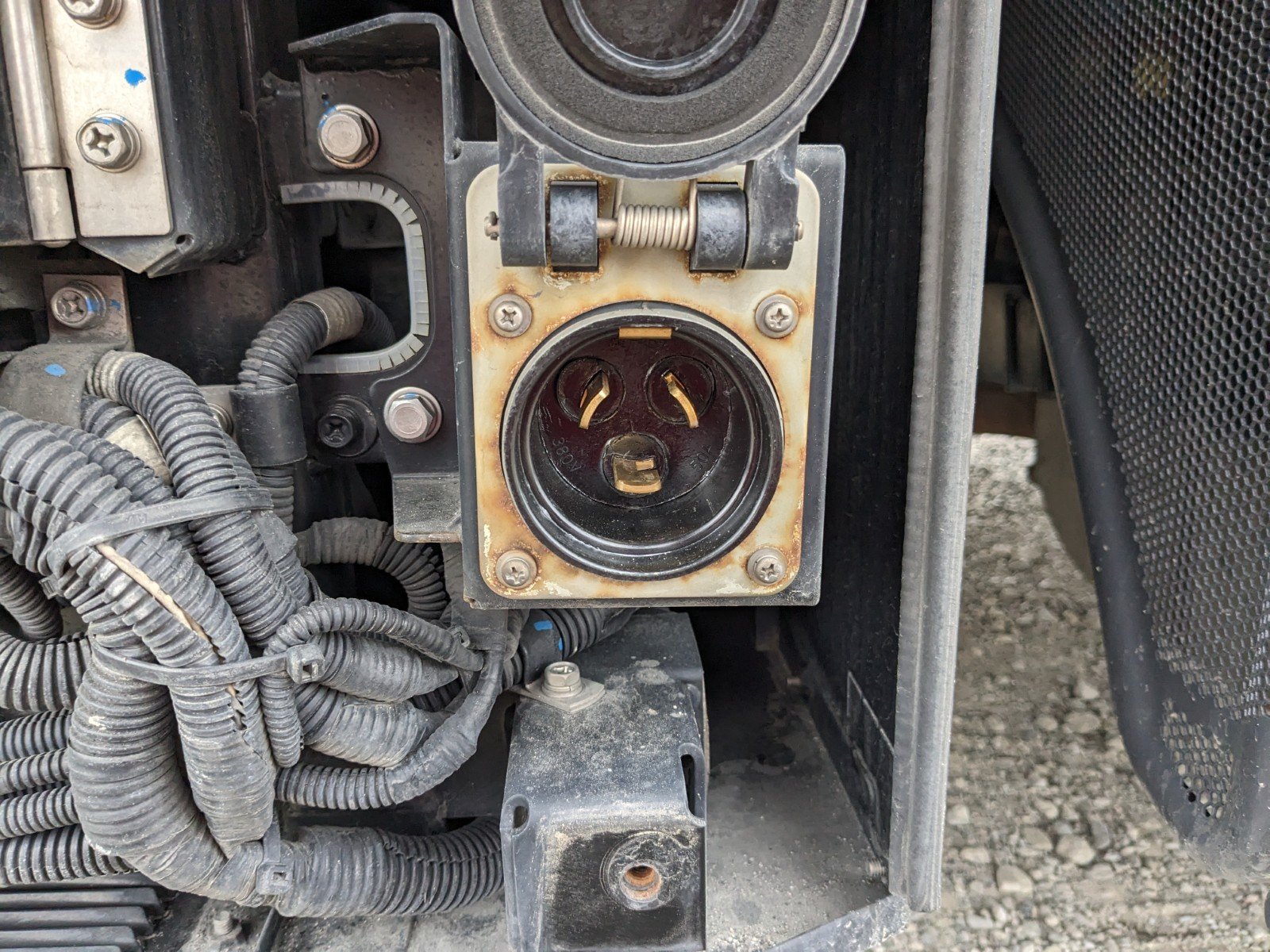 vehicle_image_202604101435048D4t7jtDmV.jpg
