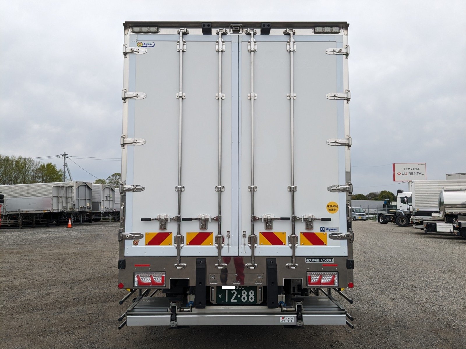 vehicle_image_20260410143504jqY2IRpZZJ.jpg