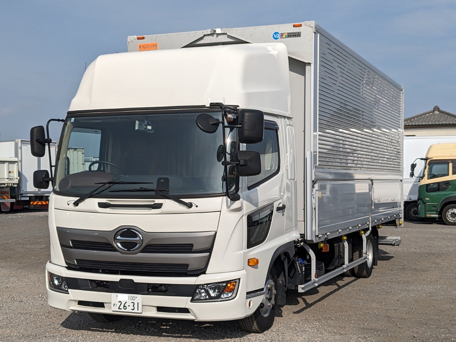 vehicle_image_20260501113414FkkzKOhZLr.jpg