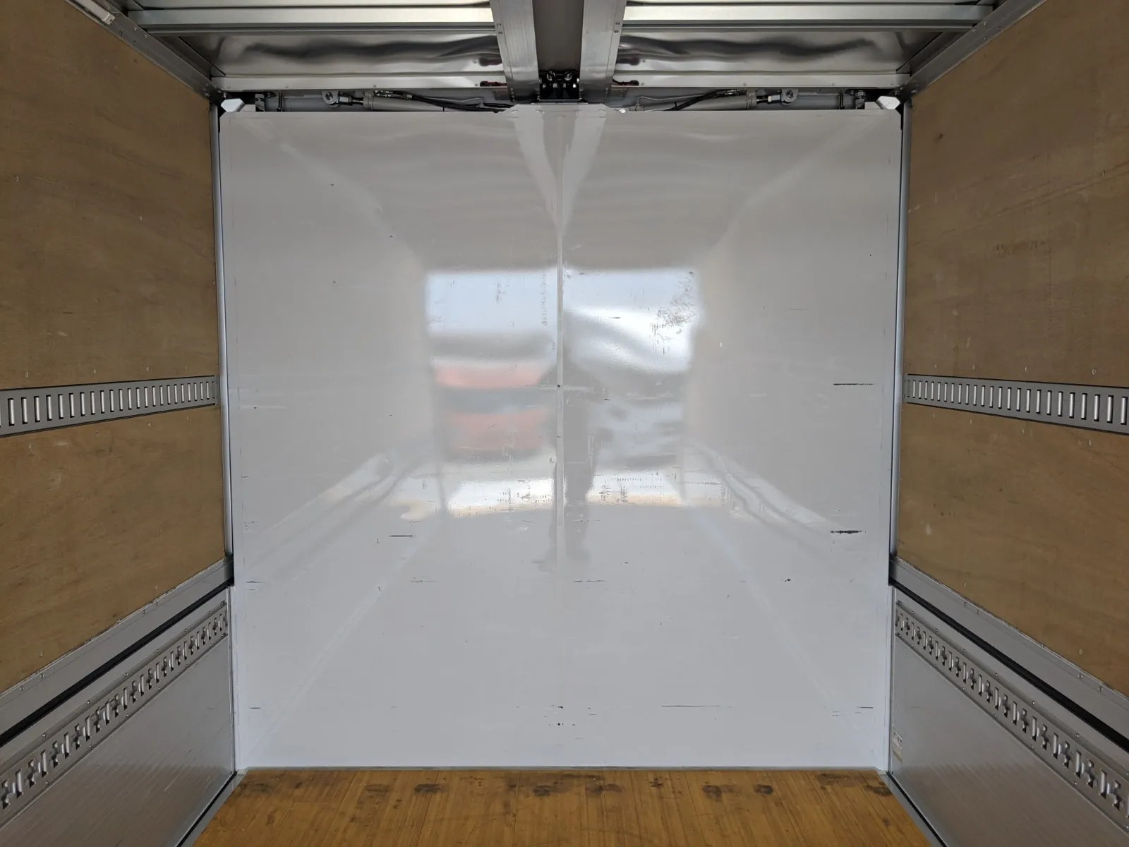 vehicle_image_20260710100153ZOX9uRLeFr.webp