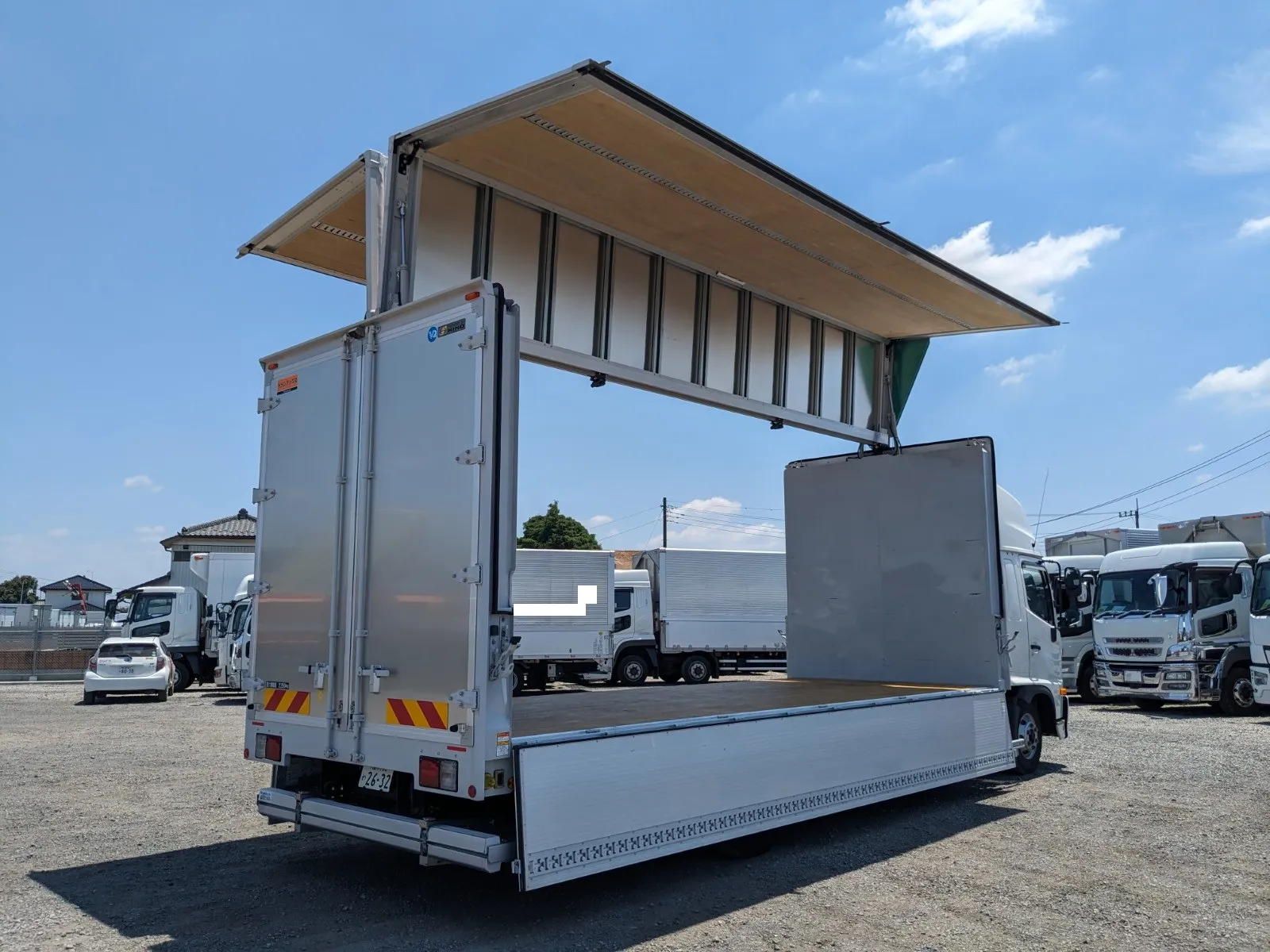 vehicle_image_20260710100159v33l24cypr.webp
