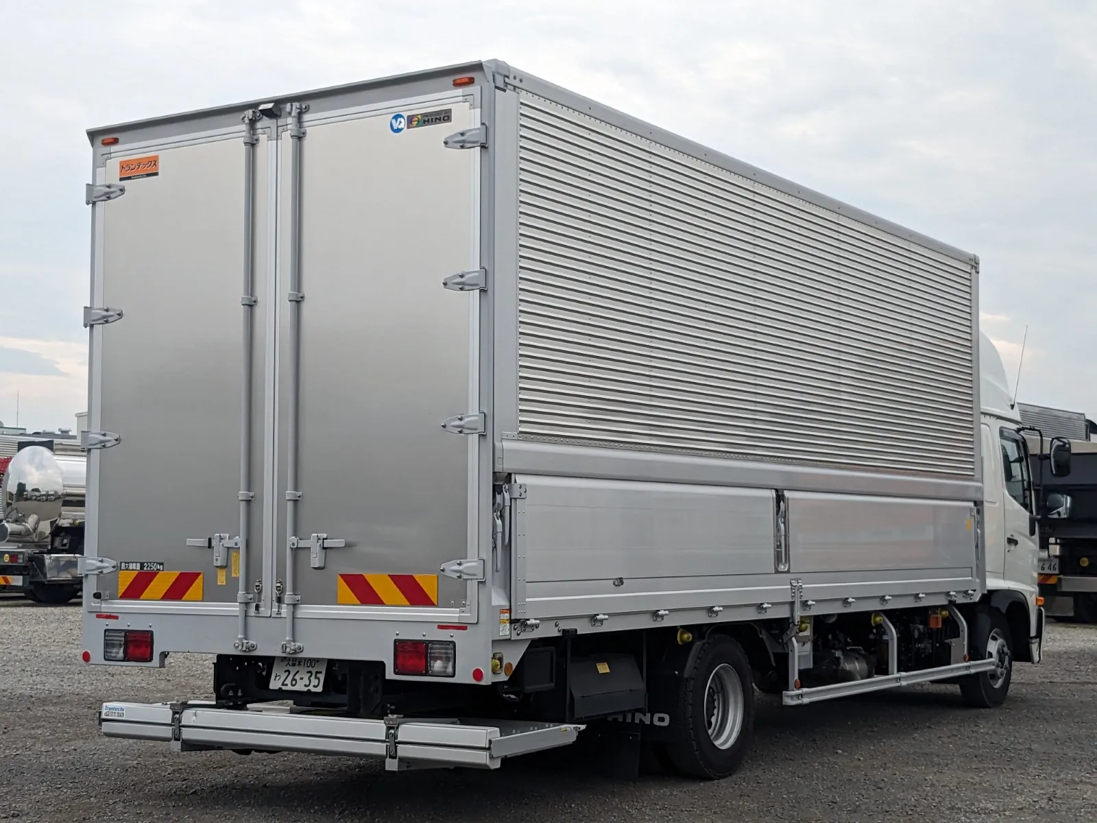 vehicle_image_20260714110338gXlNFO4V0I.webp