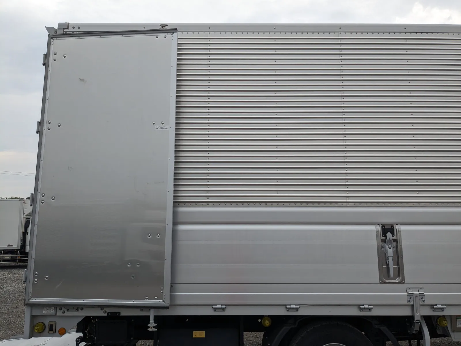 vehicle_image_20260714110350G3Ij6U9fsh.webp