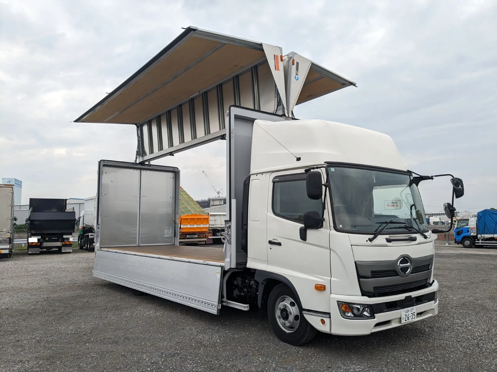 vehicle_image_20260714110351j2g2SfUmj6.webp