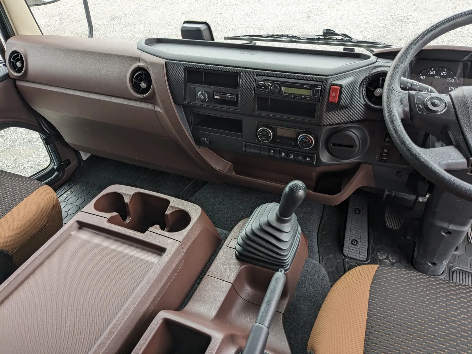 vehicle_image_202607141103549eZZ1bucVT.webp