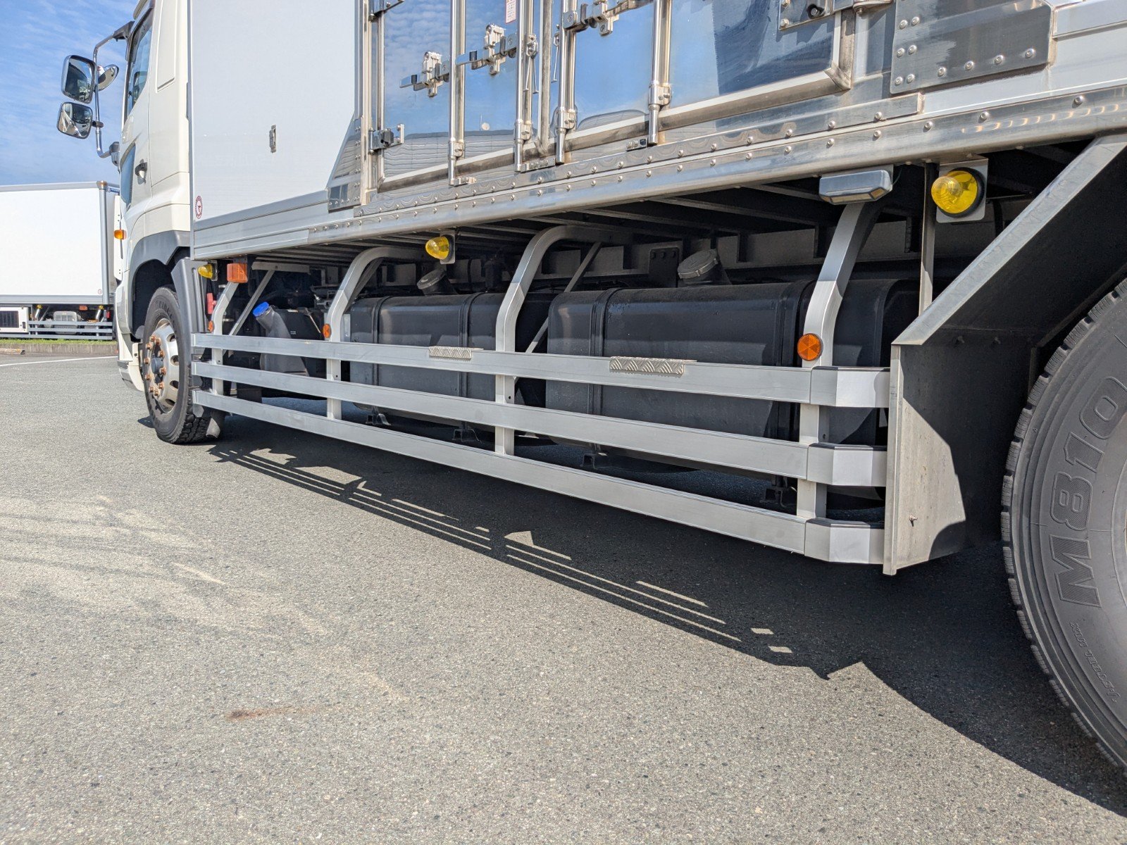 vehicle_image_20260612155512Rp8YRFODeL.jpg