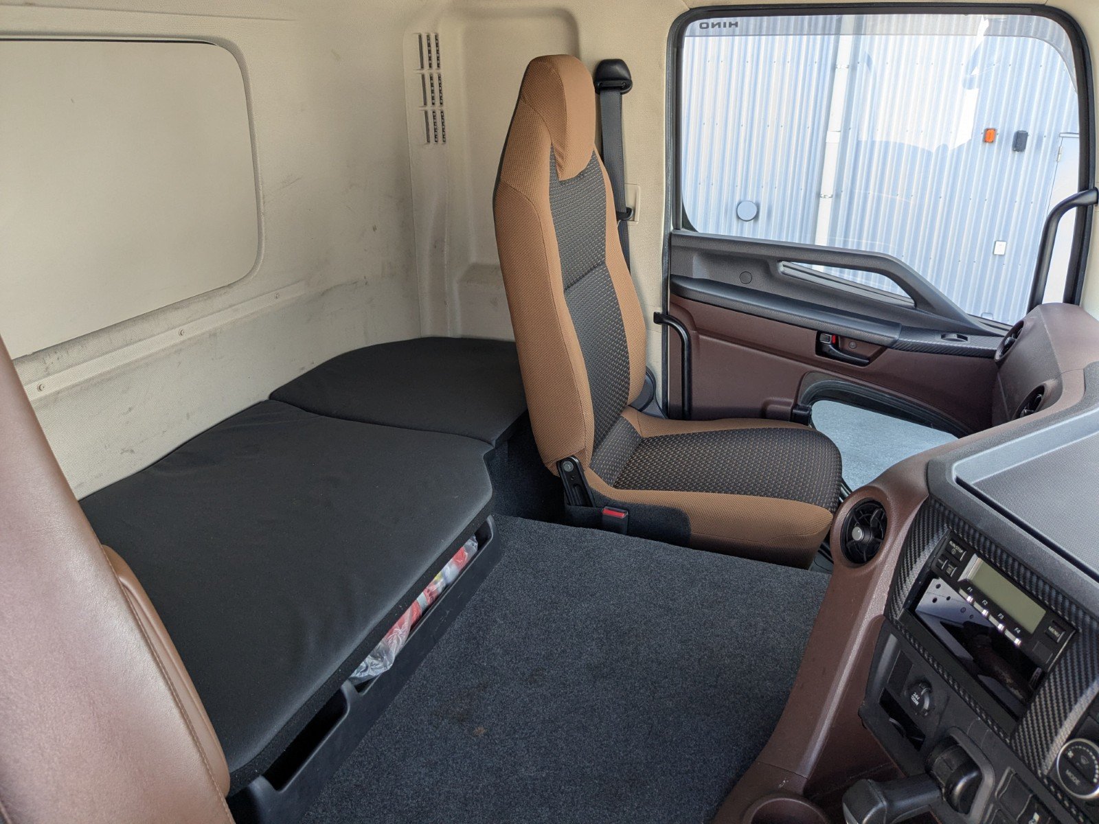 vehicle_image_20260612155512RsEHpWFNhU.jpg