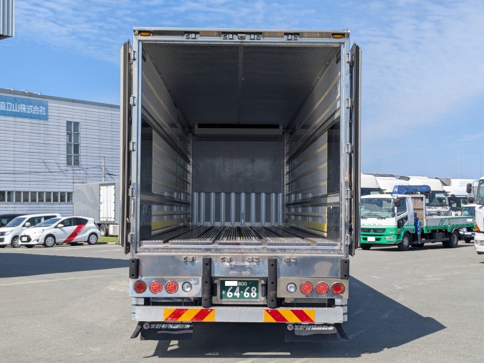vehicle_image_20260612155512y1PPXXKO5u.jpg