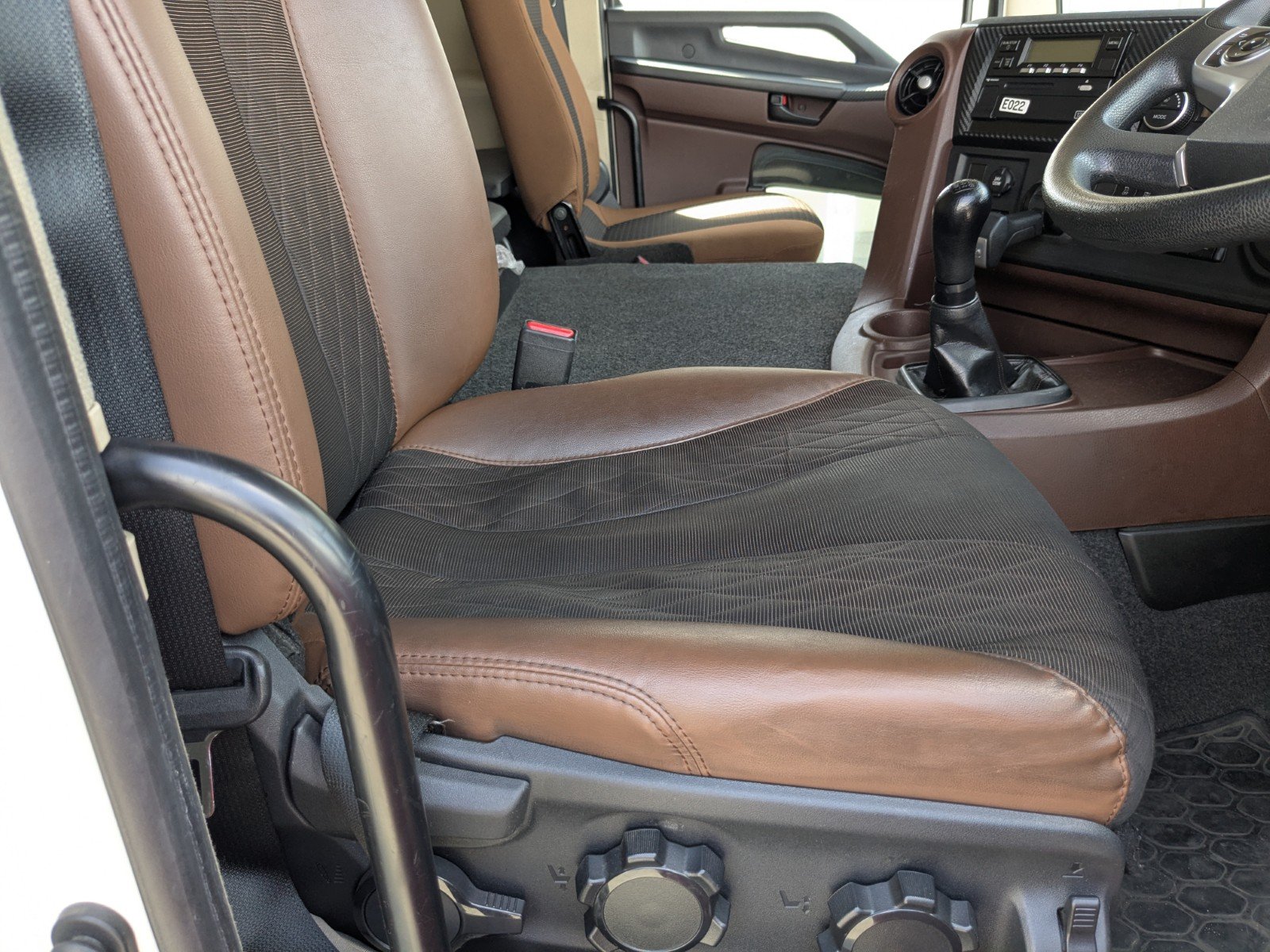 vehicle_image_20260527142642Bs0IHQWGU4.jpg