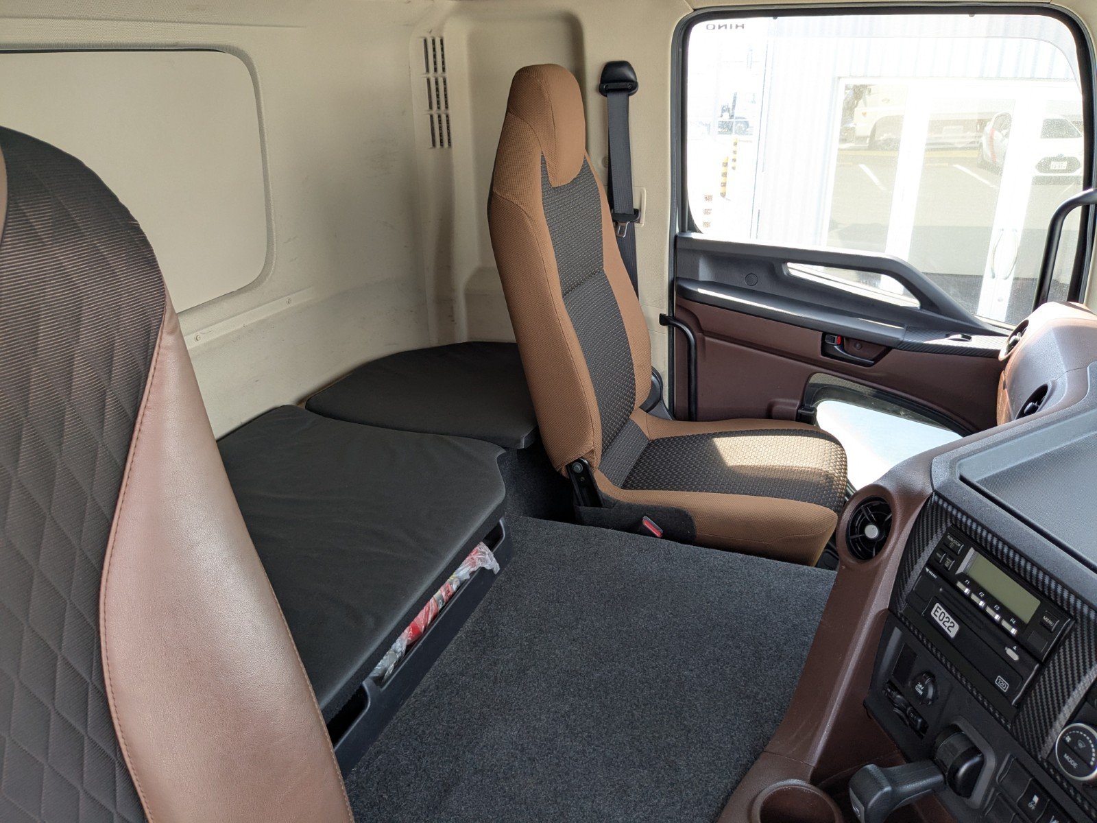 vehicle_image_20260527142642wbF2qanQcE.jpg