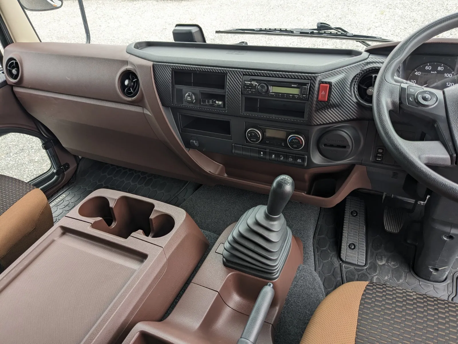 vehicle_image_20260714103652ZnbZkSgPcp.webp